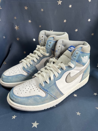 Nike Air Jordan 1 High OG "Hyper Royal"