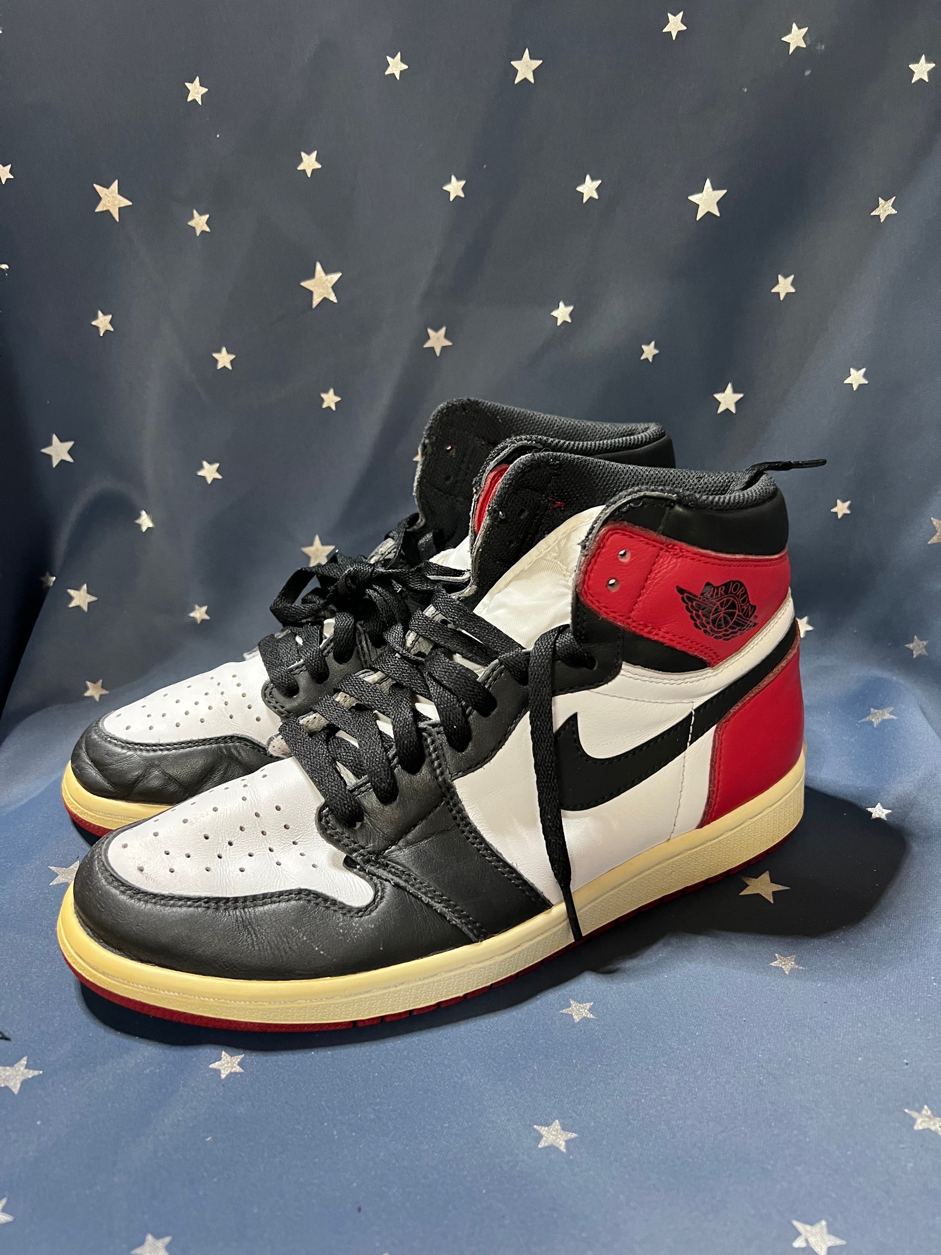 Nike Air Jordan 1 Retro High OG "Black Toe"