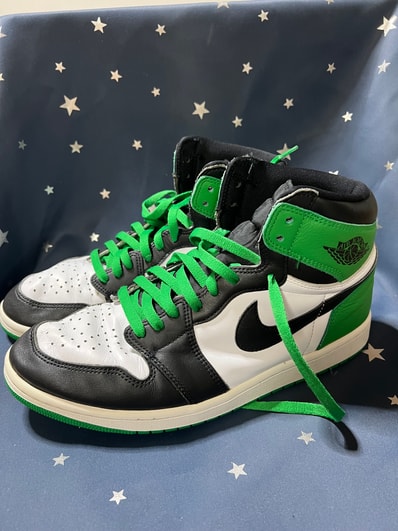 Nike Air Jordan 1 Retro High OG "Celtics/Black and Lucky Green" (2023)