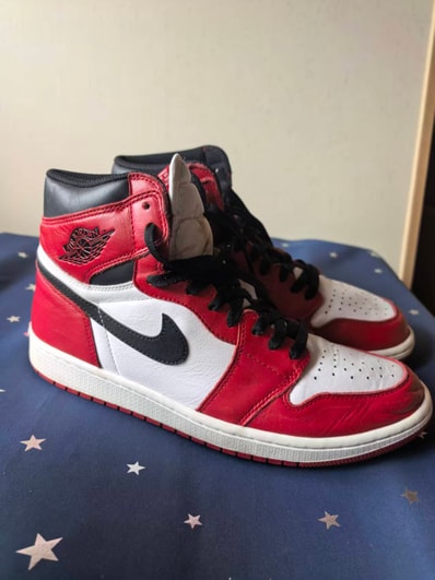 Nike Air Jordan 1 Retro High "Chicago" (2015)