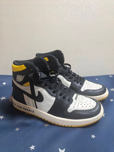 Nike Air Jordan 1 Retro High (NOT FOR RESALE) "Varsity Maize"