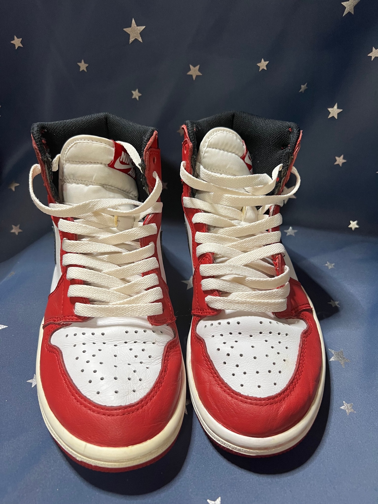 Nike Air Jordan 1 Retro High "Chicago" (2015)