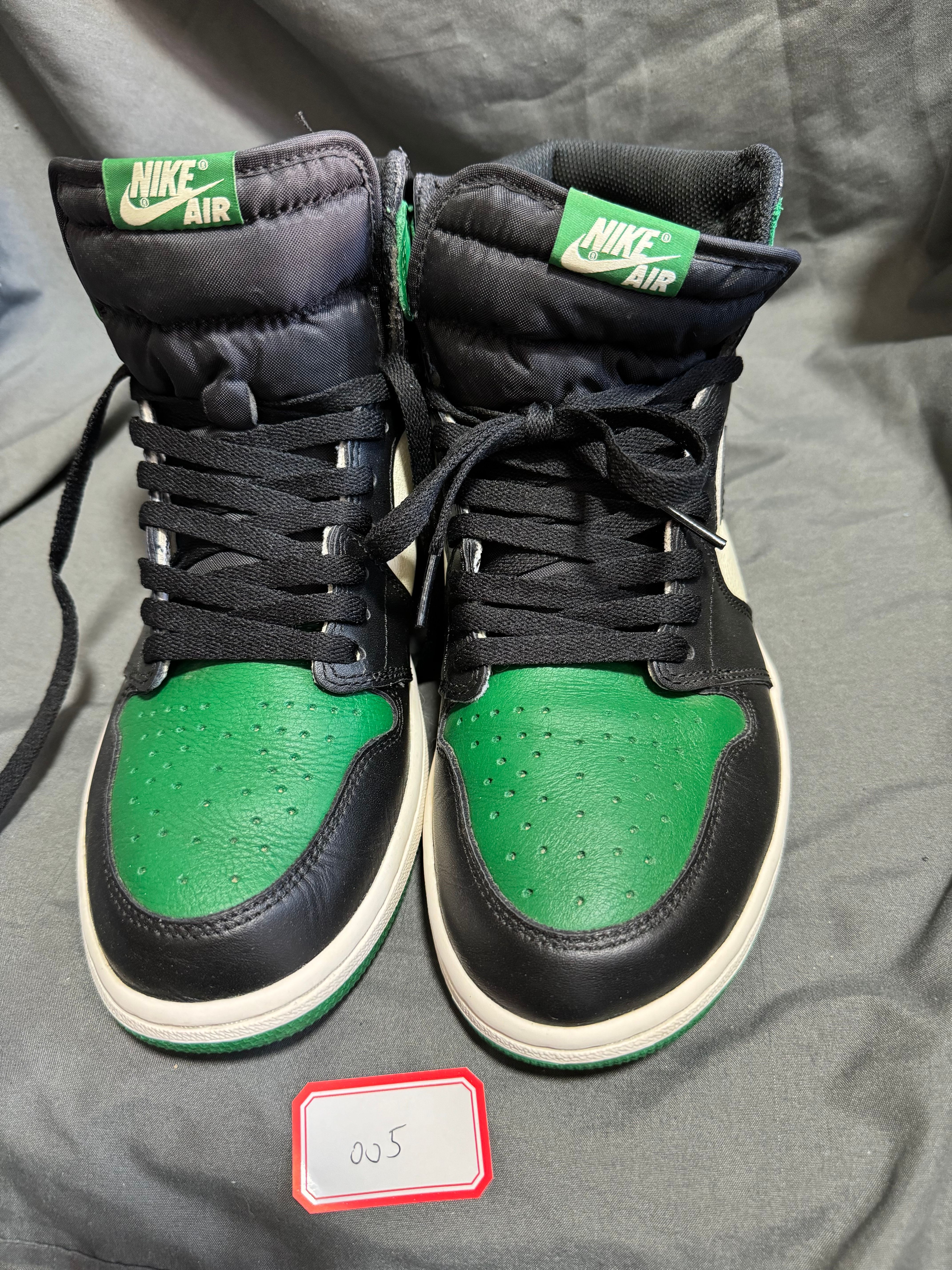 Nike Air Jordan 1 Retro High OG "Pine Green"(2018)