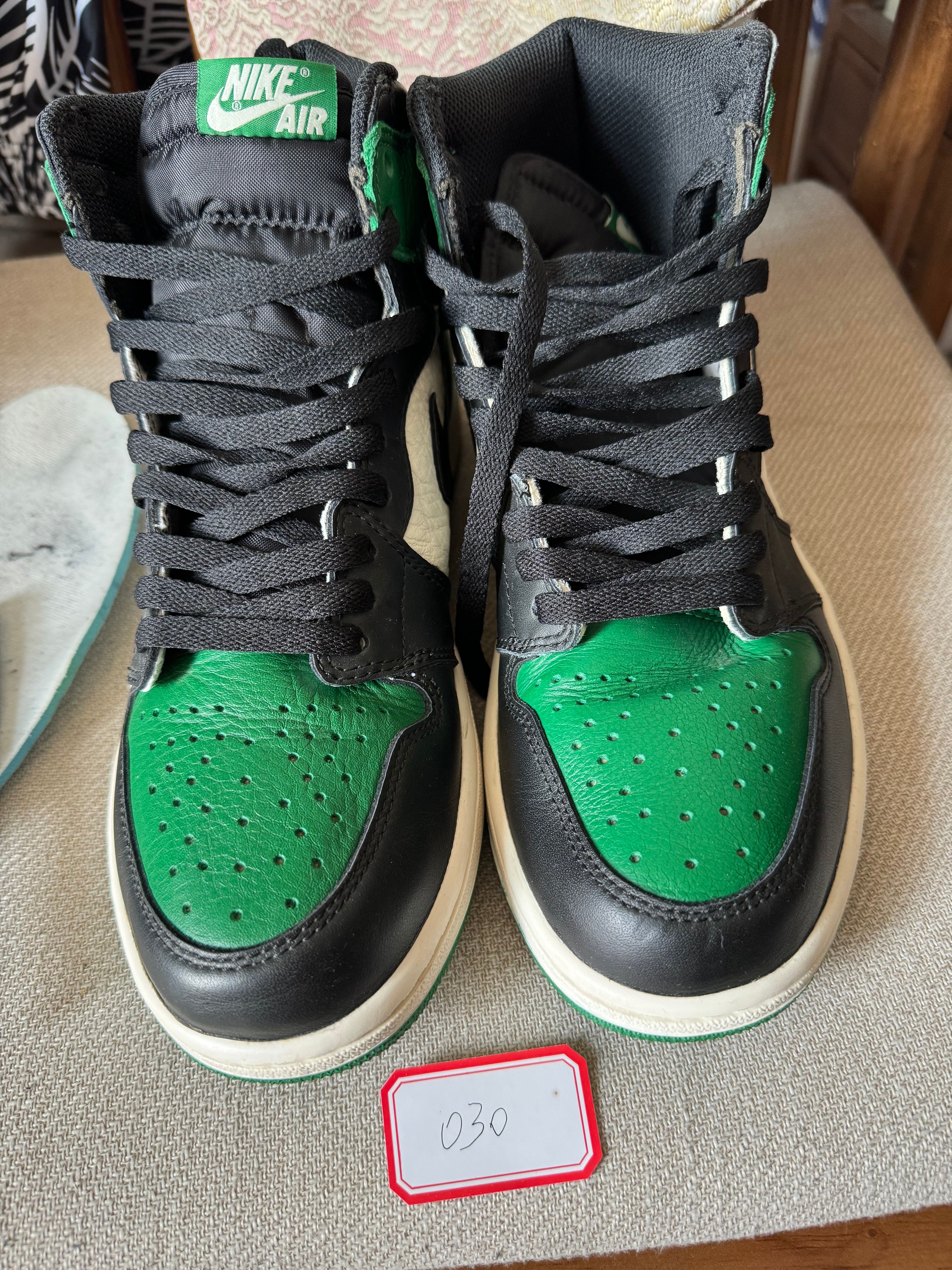 Nike Air Jordan 1 Retro High OG "Pine Green" (2018)