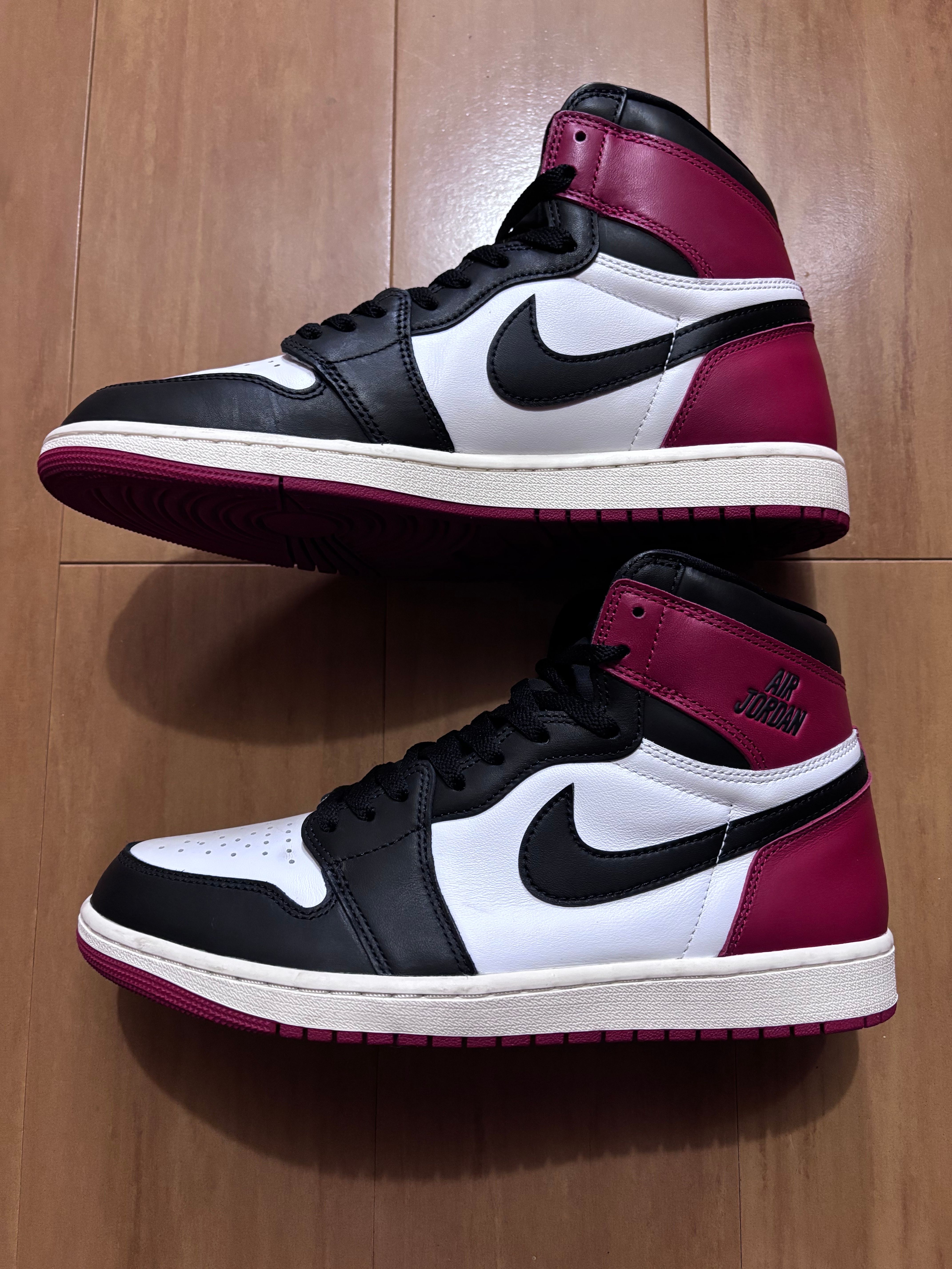 Nike Air Jordan 1 Retro High OG "Black Toe Reimagined"