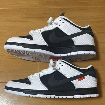 TIGHTBOOTH × Nike SB Dunk Low Pro QS "Black and White"