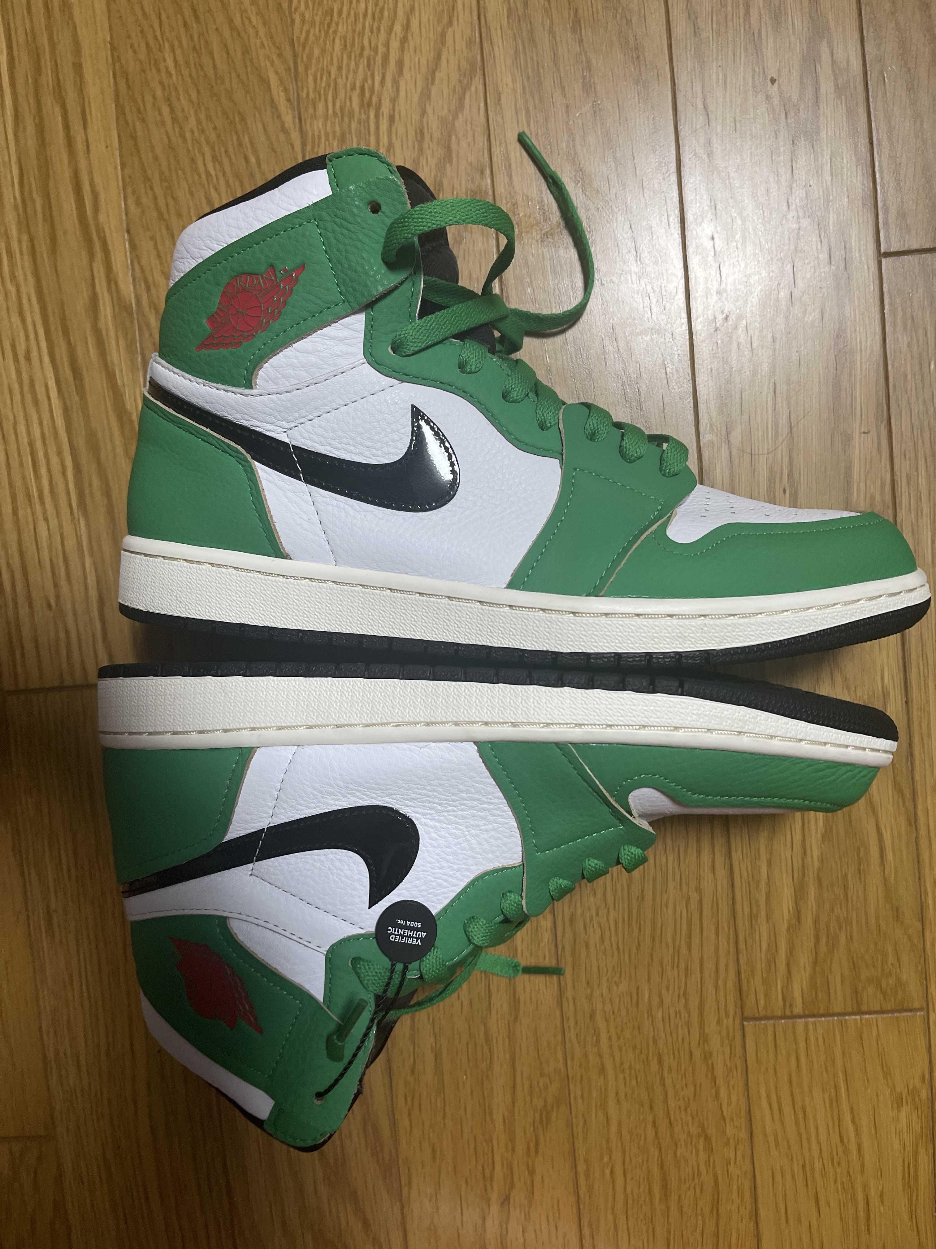 Nike Women's Air Jordan 1 High OG "Lucky Green/White-Sail-Black"