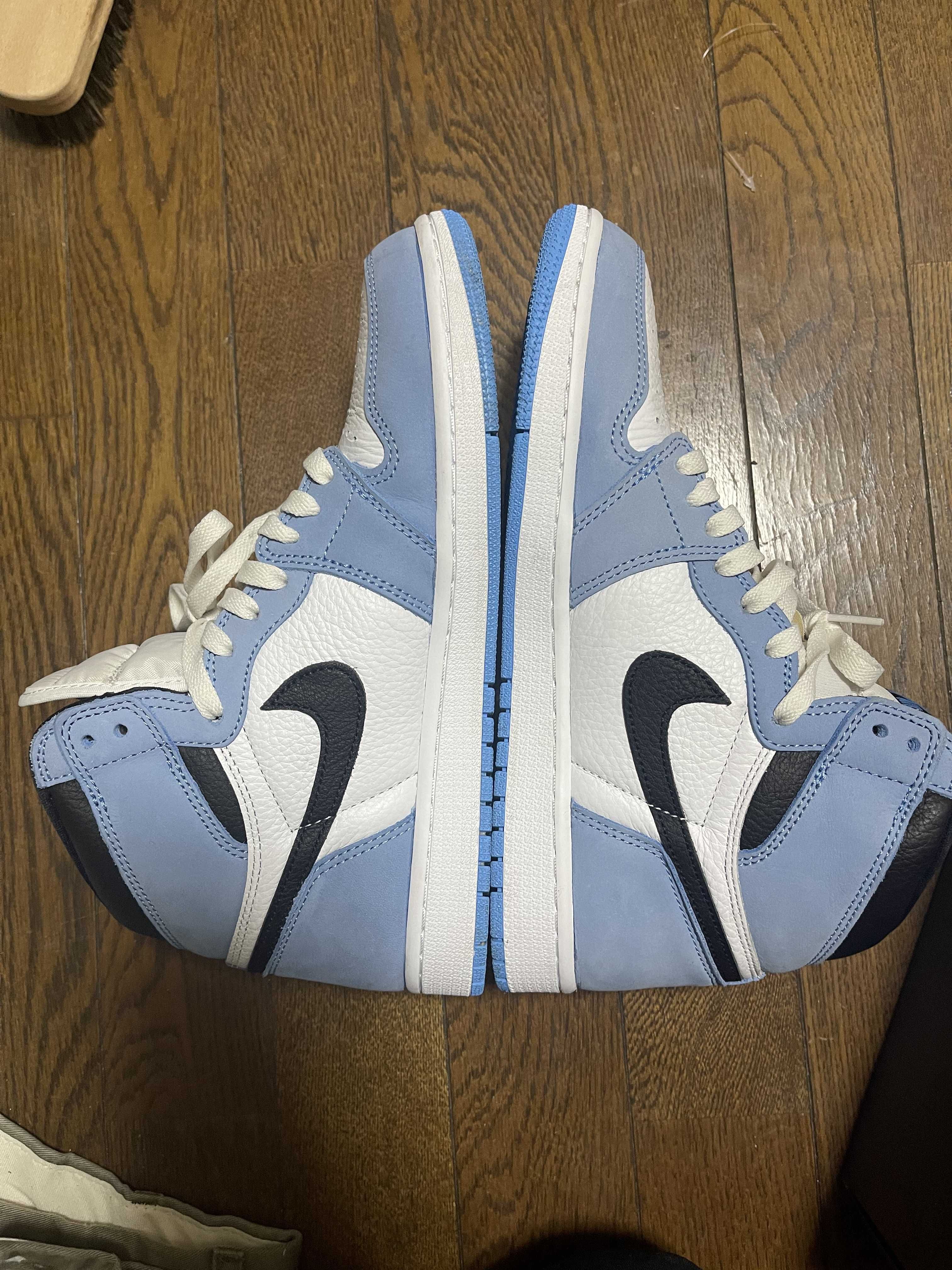 Nike Air Jordan 1 High OG "University Blue"