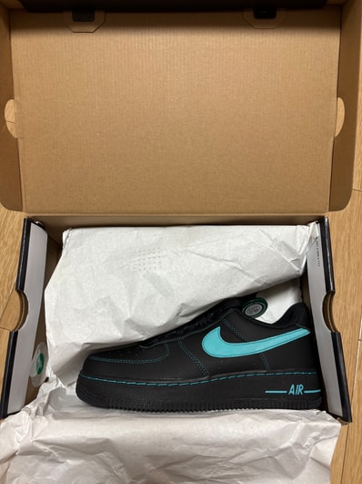 Nike Air Force 1 Low "Black Tiffany"
