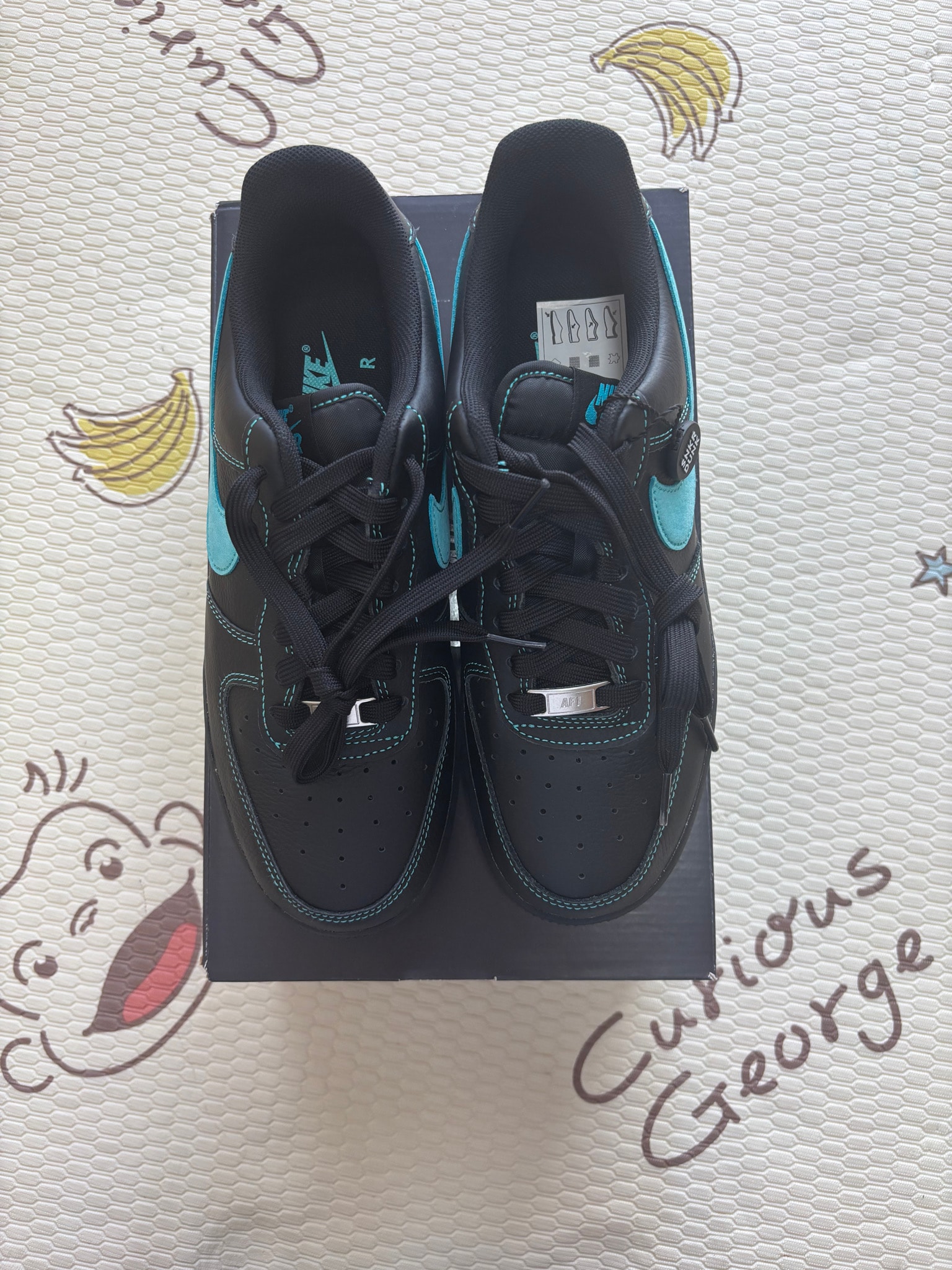 Nike Air Force 1 Low "Black Tiffany"