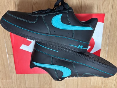 Nike Air Force 1 Low "Black Tiffany"