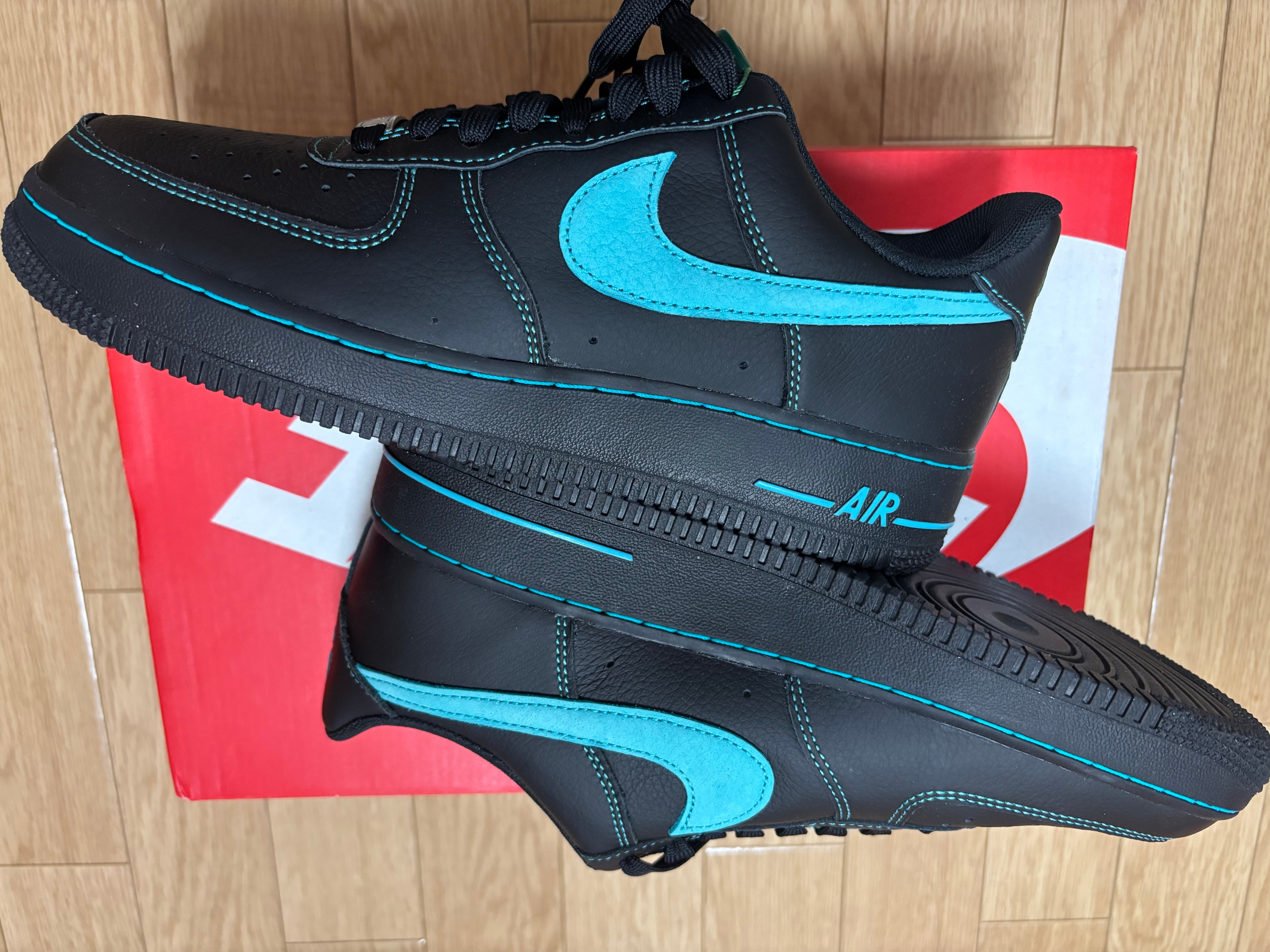 Nike Air Force 1 Low "Black Tiffany"