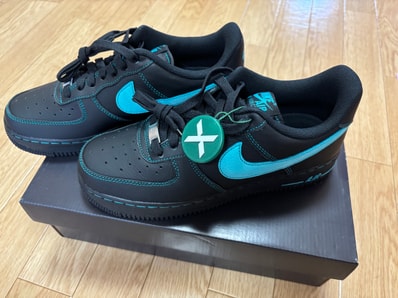 Nike Air Force 1 Low "Black Tiffany"