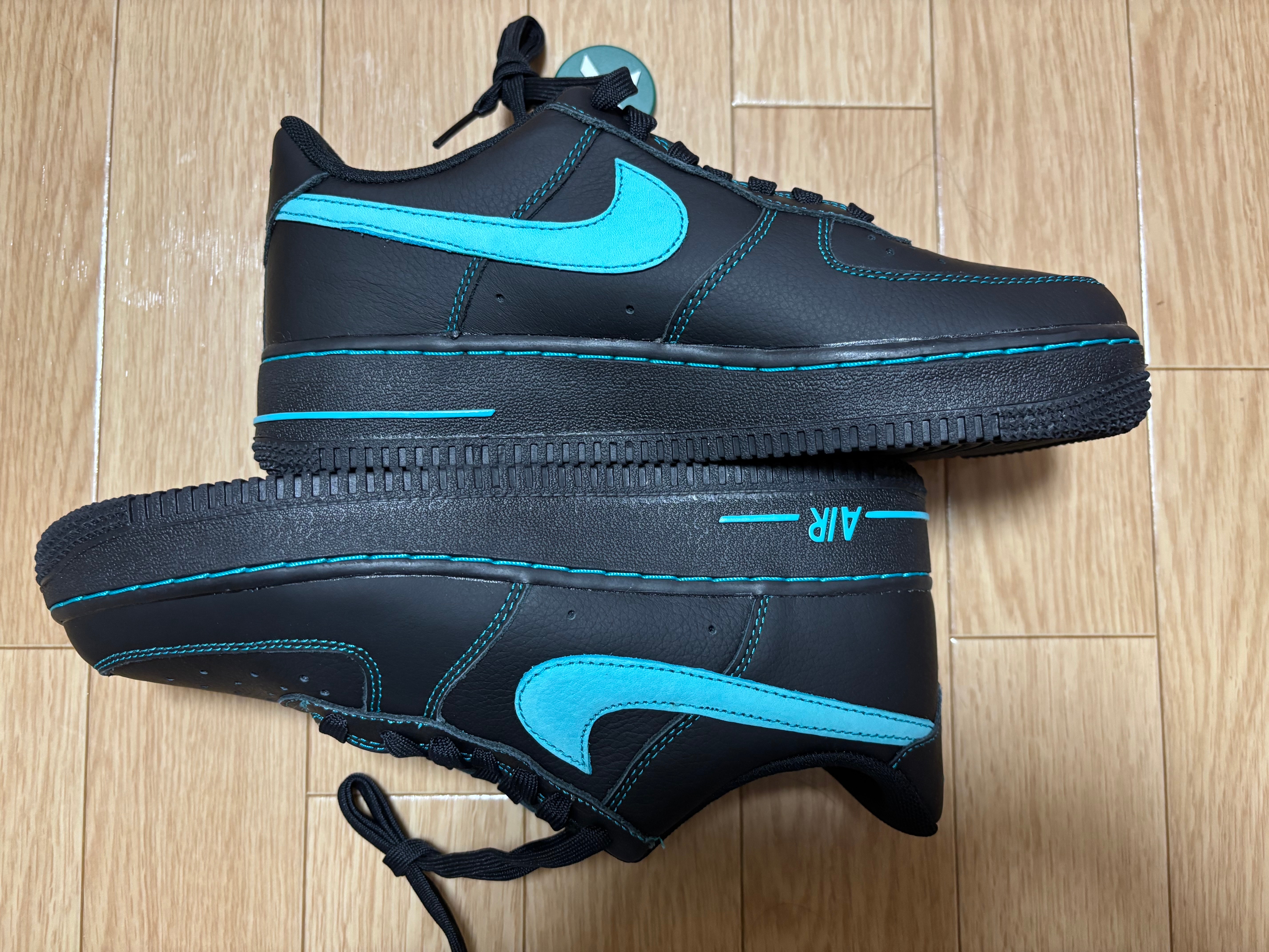 ナイキ エアフォース1 ロー "ブラックティファニー"