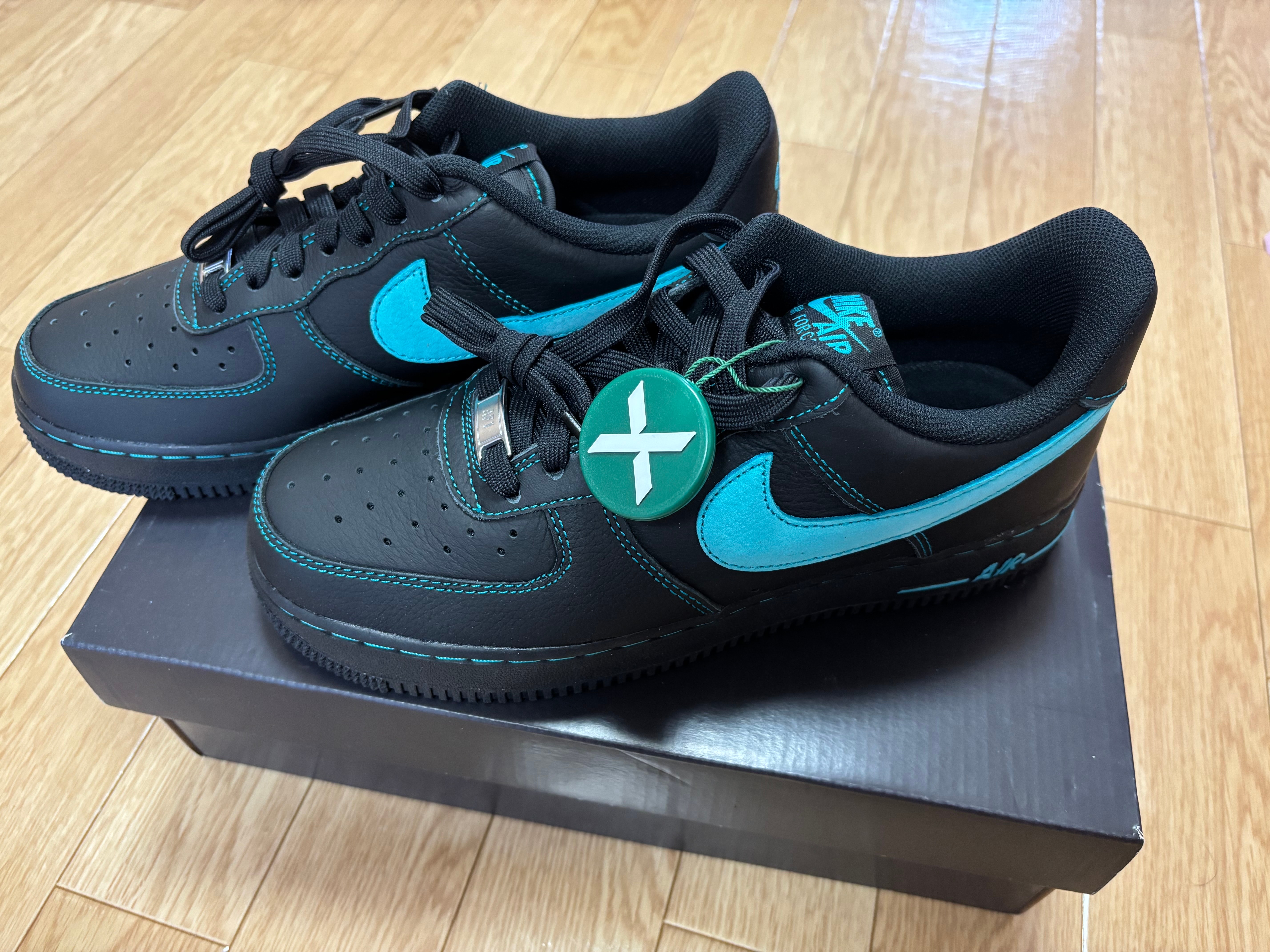 Nike Air Force 1 Low "Black Tiffany"
