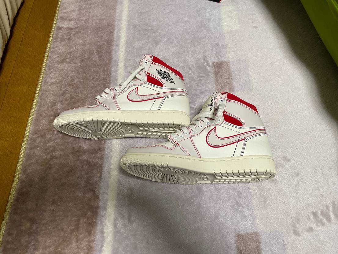 Nike Air Jordan 1 Retro High OG "Sail/University Red"     