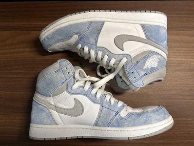 Nike Air Jordan 1 High OG "Hyper Royal"