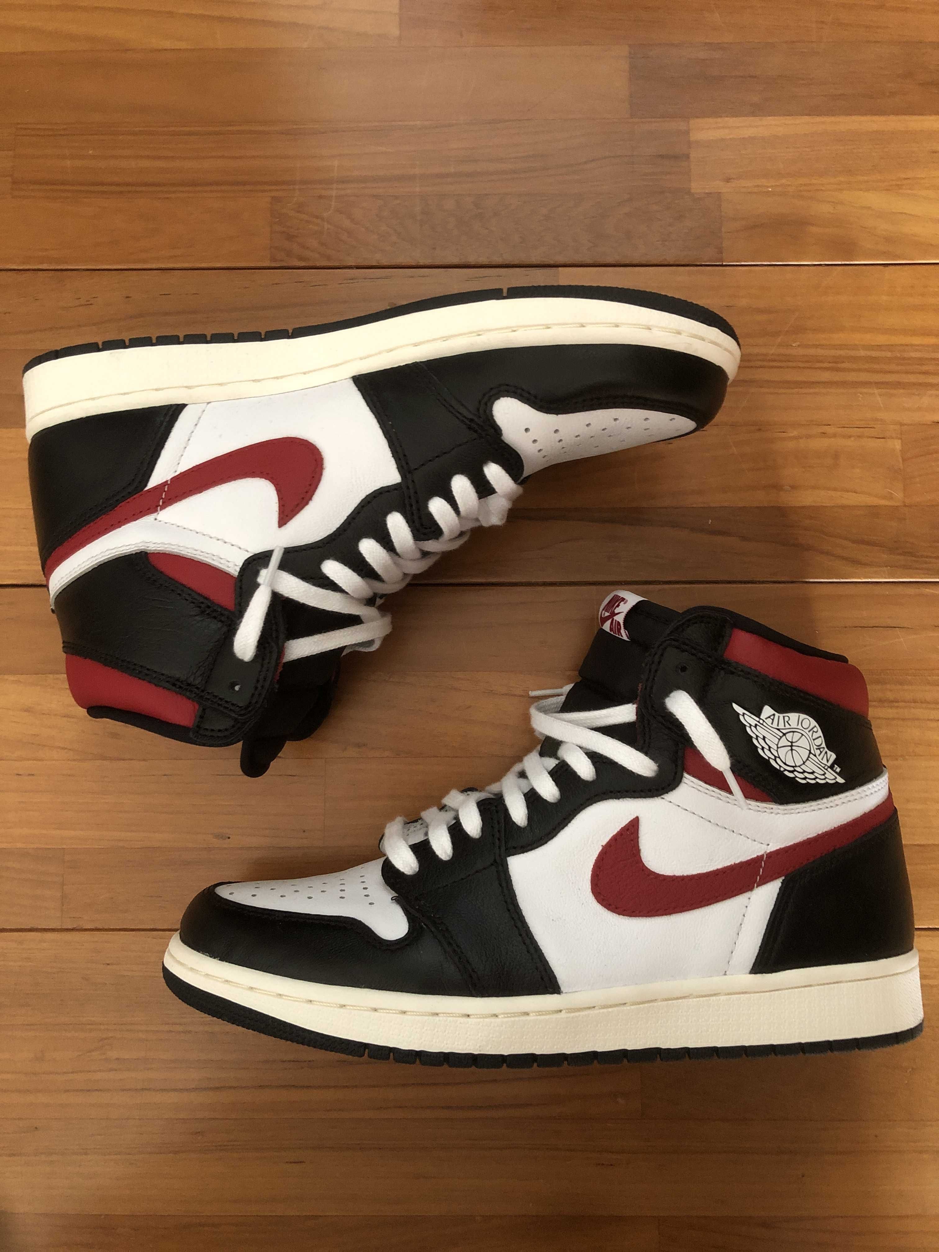 Nike Air Jordan 1 Retro High "Black/White/Sail/Gym Red"