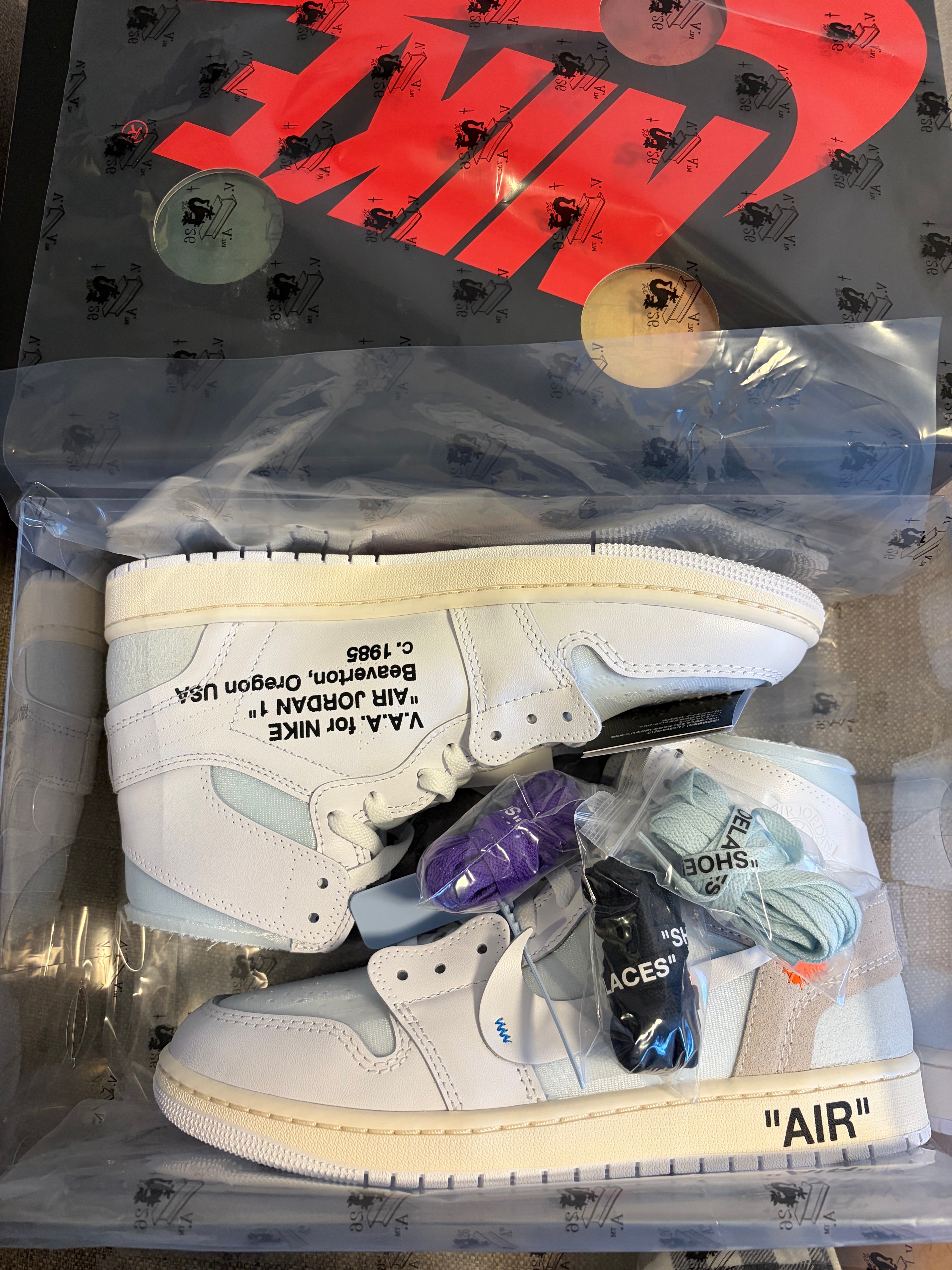 Virgil Abloh Archive (V.A.A.) × Nike Air Jordan 1 Retro High OG "Alaska"