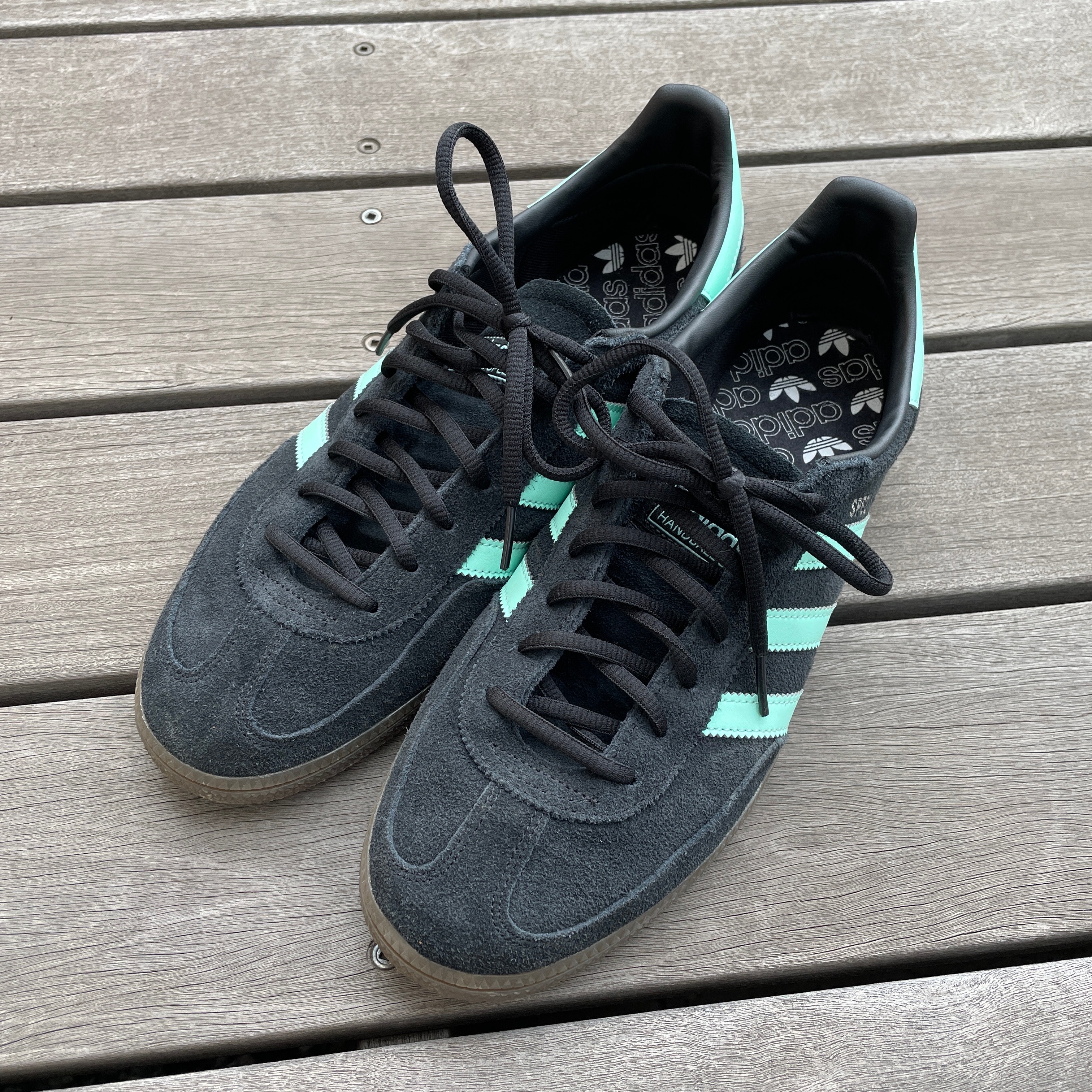 adidas スペツィアル スエードスニーカー 黒/ミント 27.0センチ adidas スペツィアル スエードスニーカー 黒/ミント 27.0センチ