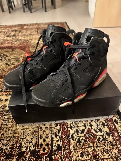 Nike Air Jordan 6 Retro OG "Black/Infrared"