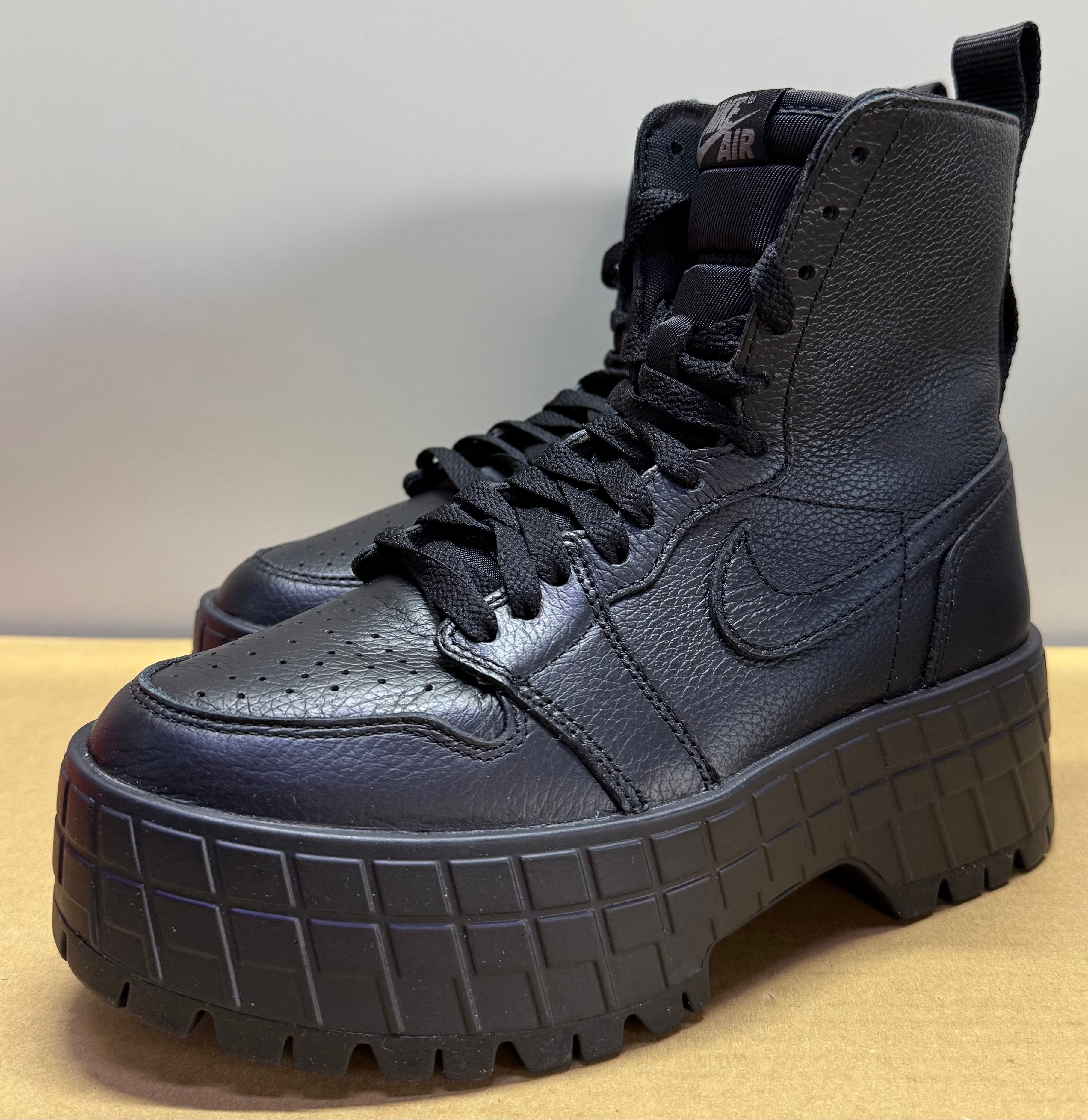 Nike Women's Air Jordan 1 Brooklyn High "Black"