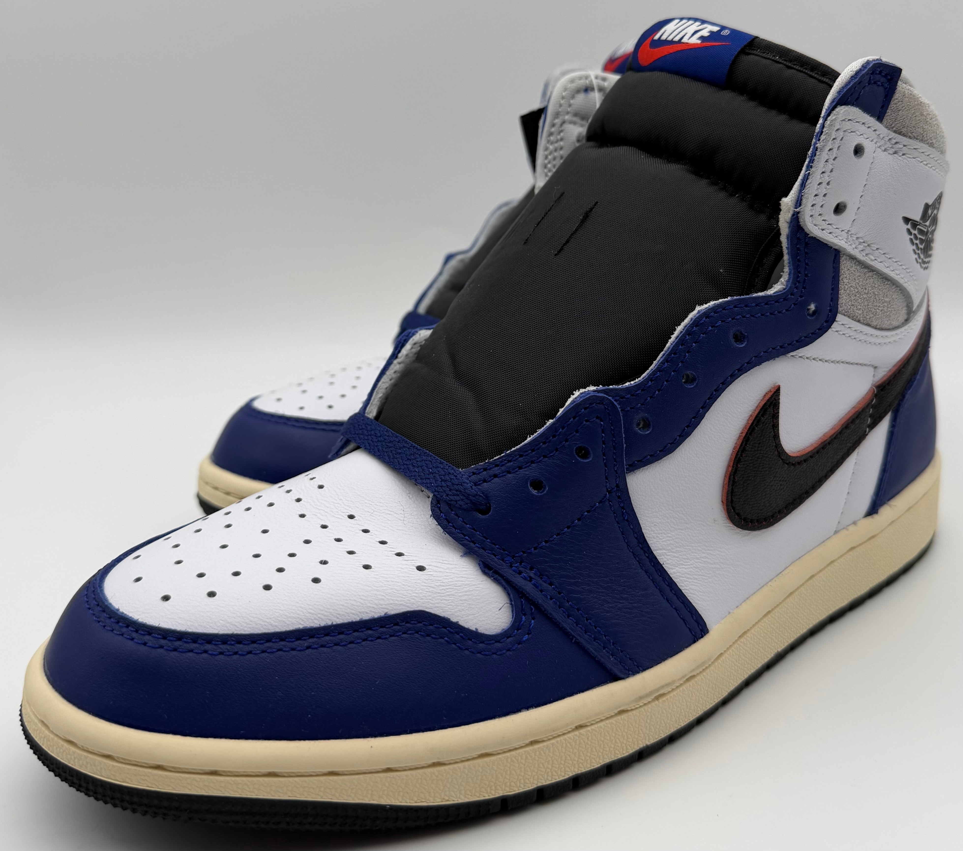 Nike Air Jordan 1 High OG Rare Air "Deep Royal Blue"