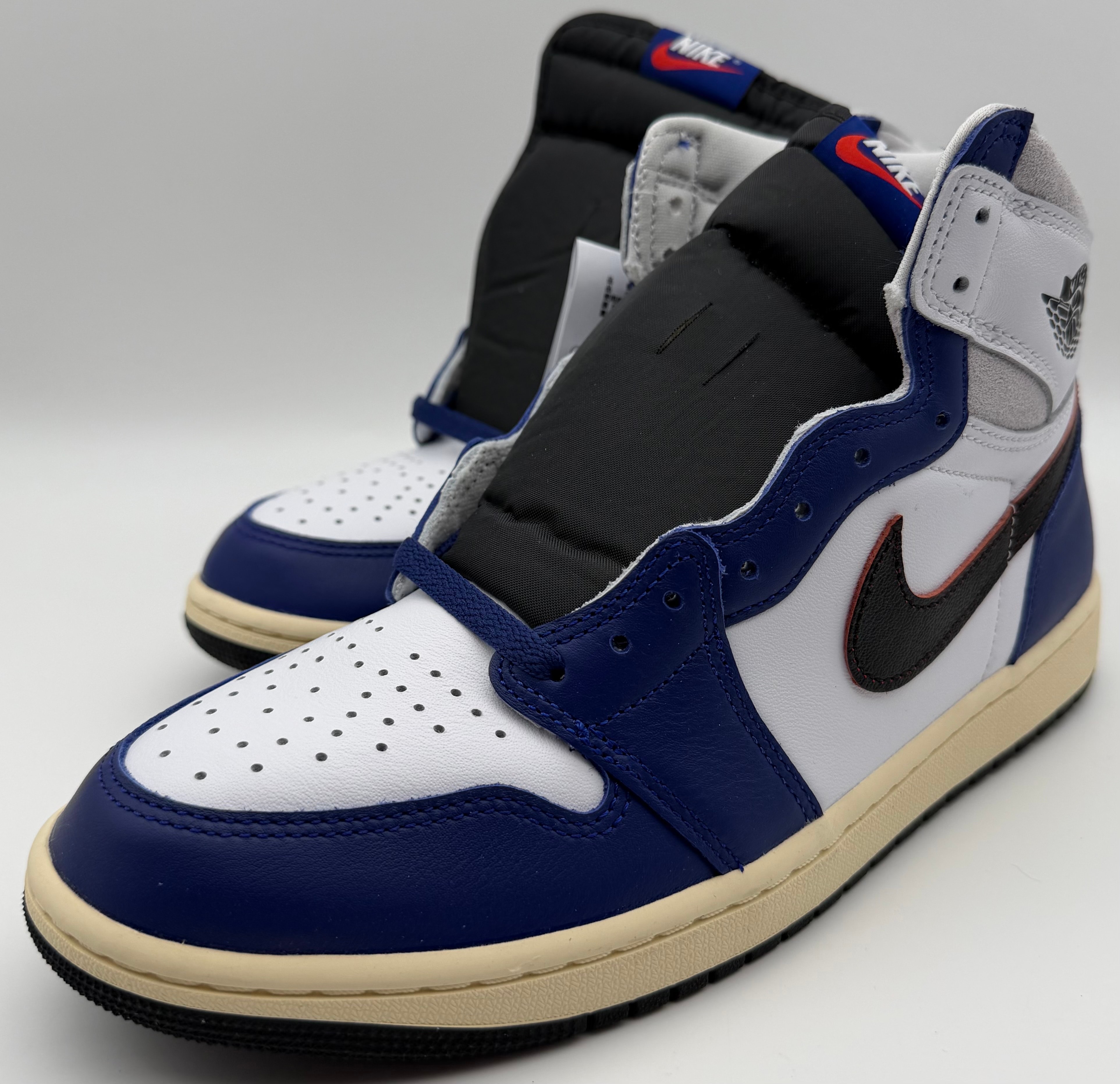 Nike Air Jordan 1 High OG Rare Air "Deep Royal Blue"