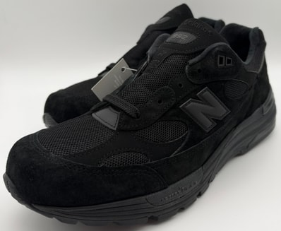 New Balance 992 "Triple Black" (2025/2026)