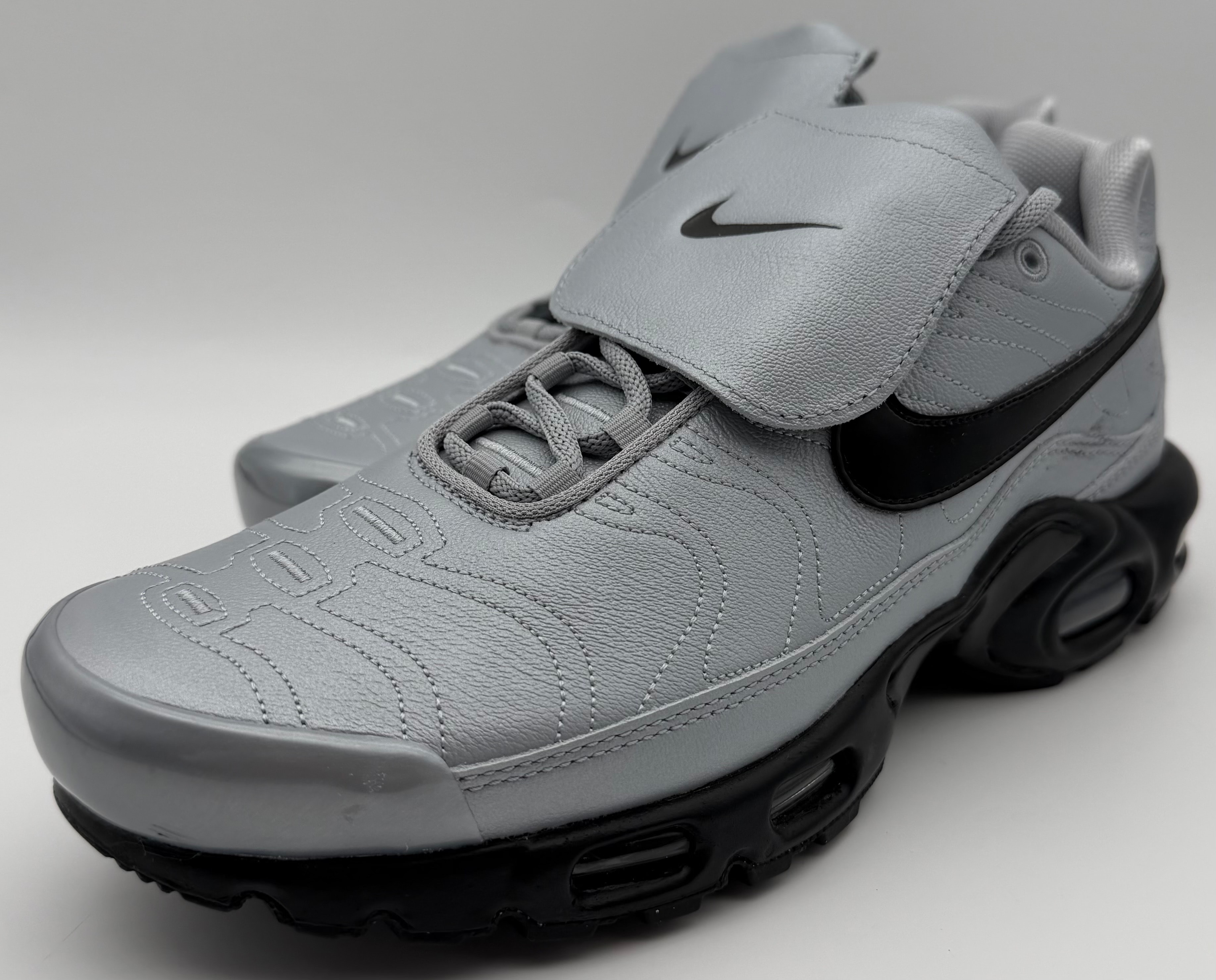 Nike Air Max Plus Tiempo "Wolf Grey and Black"