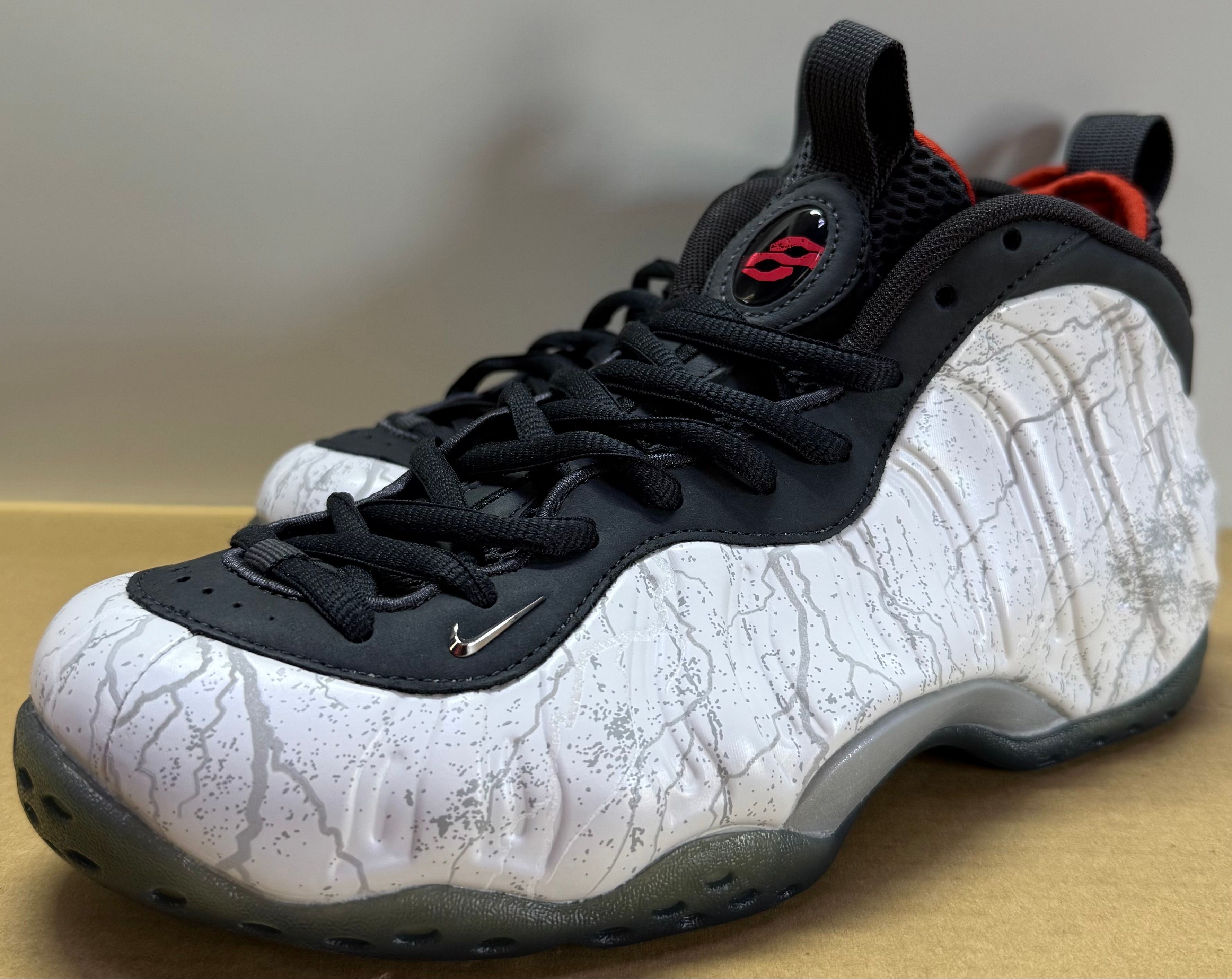 Tekken 8 x Nike Air Foamposite One PRM "Jin Kazama"