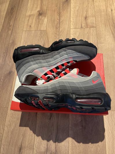 Nike Air Max 95 OG "White/Solar Red"