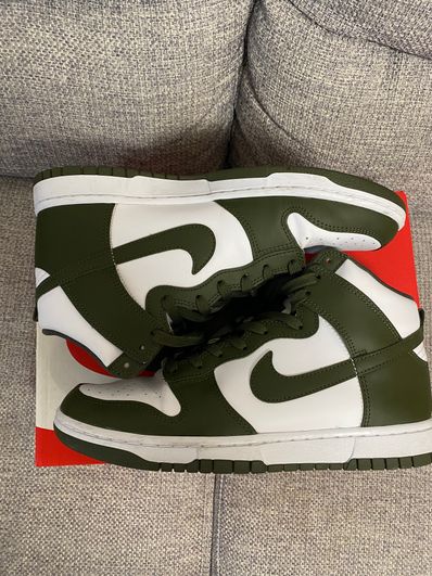 Nike Dunk High "Championship Khaki"