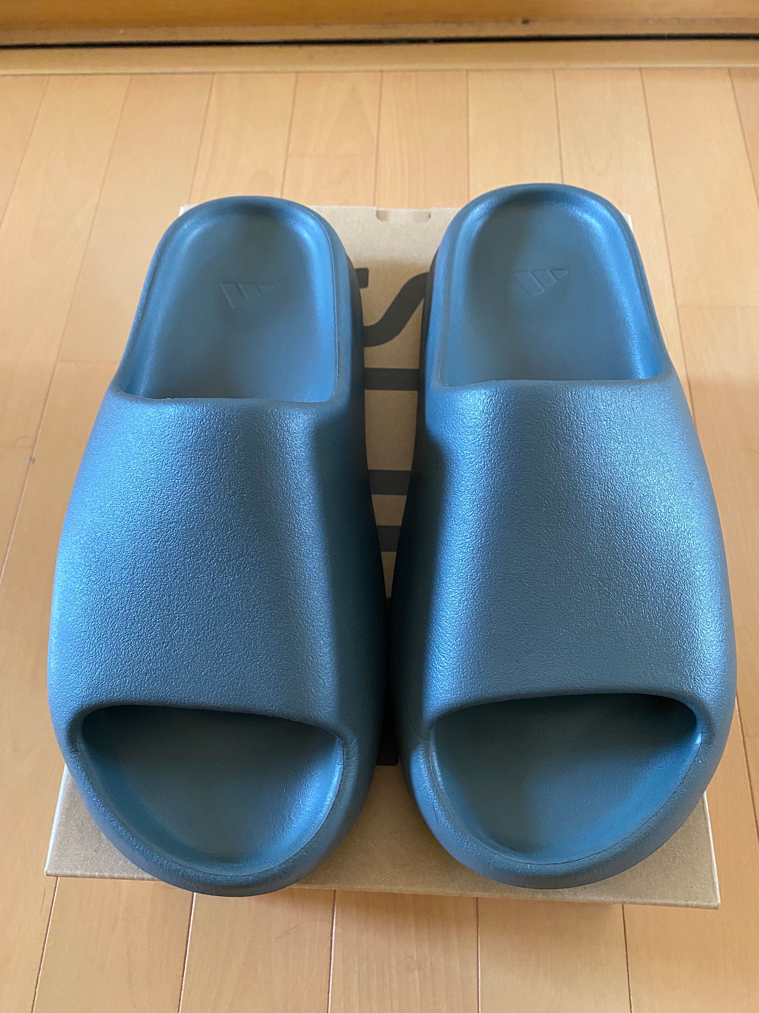 Yeezy Slide (イージー スライド) 人気の新作/中古通販