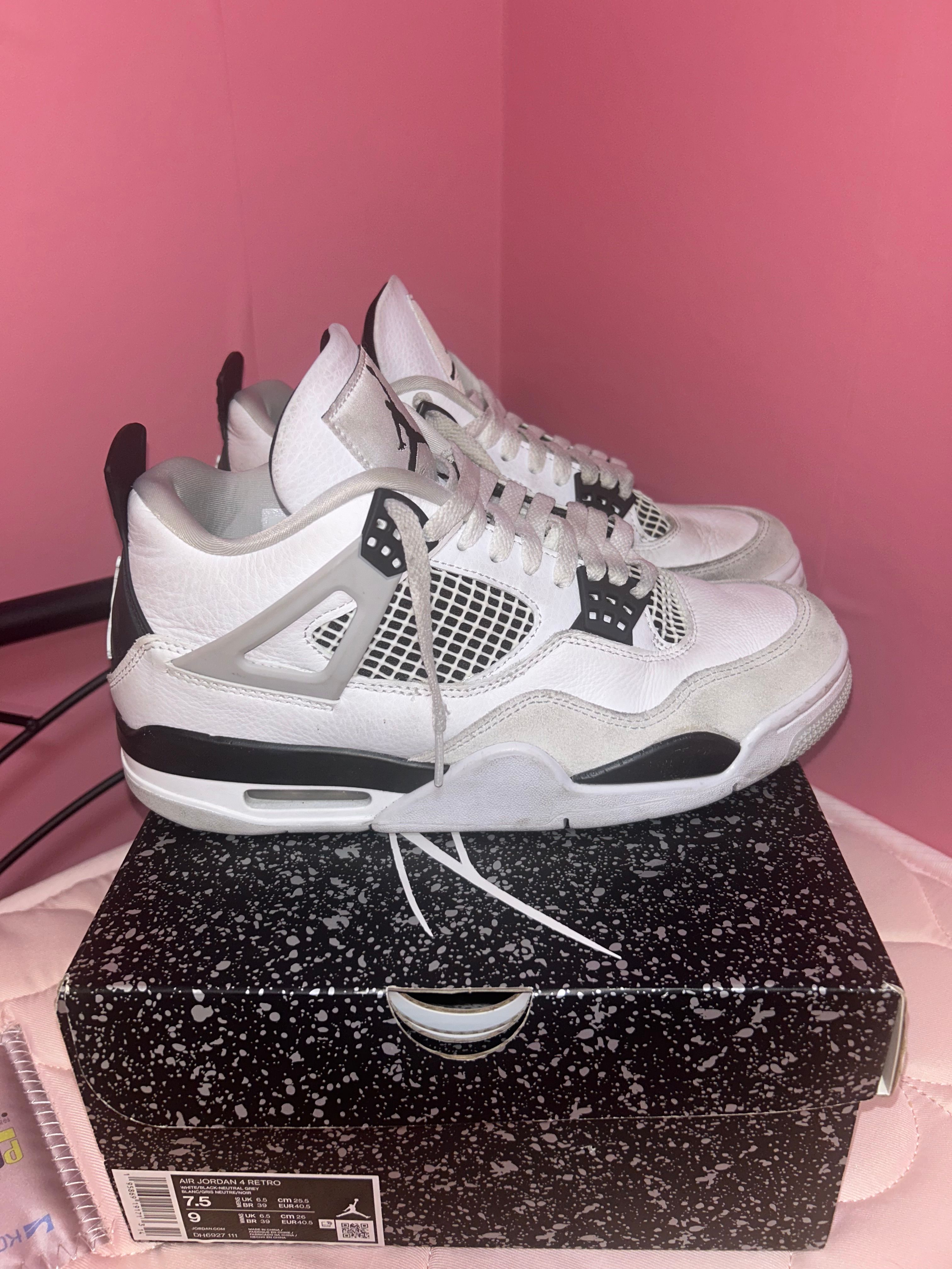 スニーカーダンク購入品ジョーダン4 ミリタリー ホワイト×ブラック28センチ箱付 Nike Air Jordan 4 