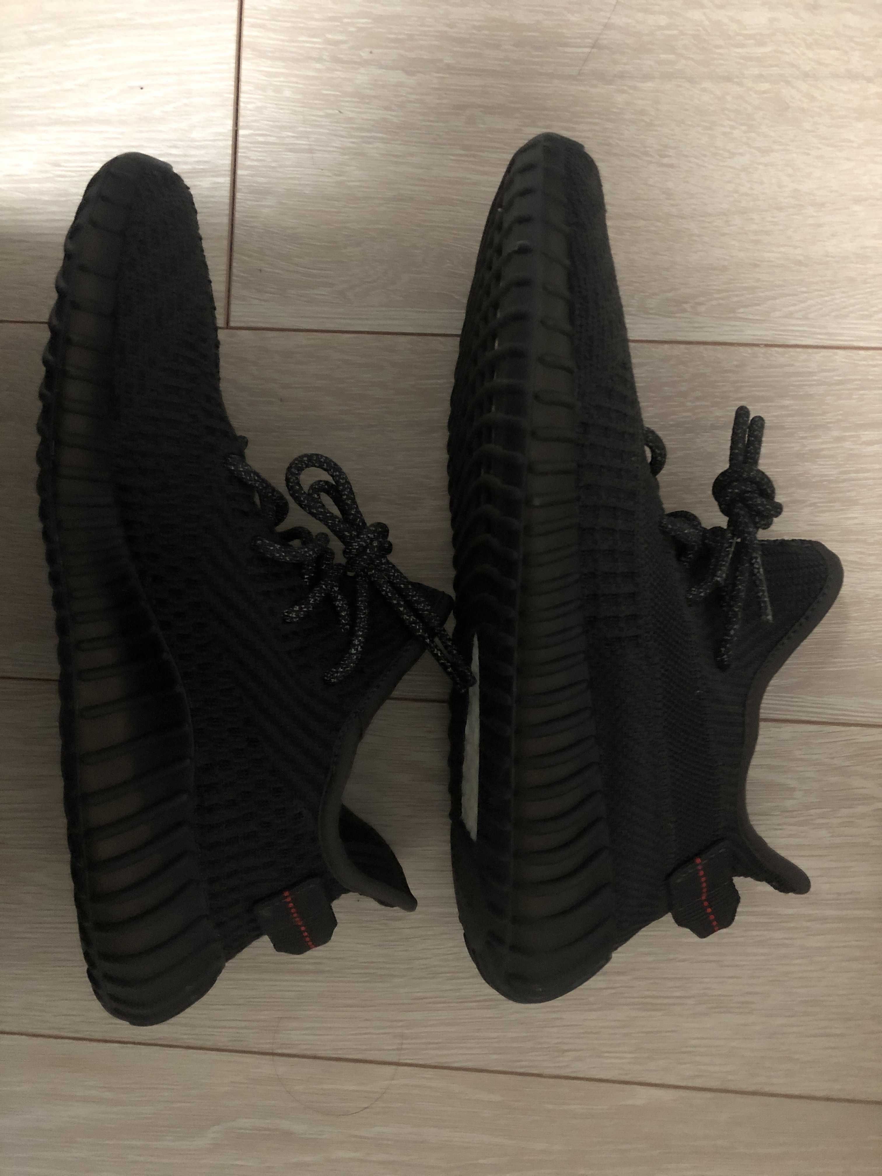 adidas YEEZY Boost 350 V2 "Black"