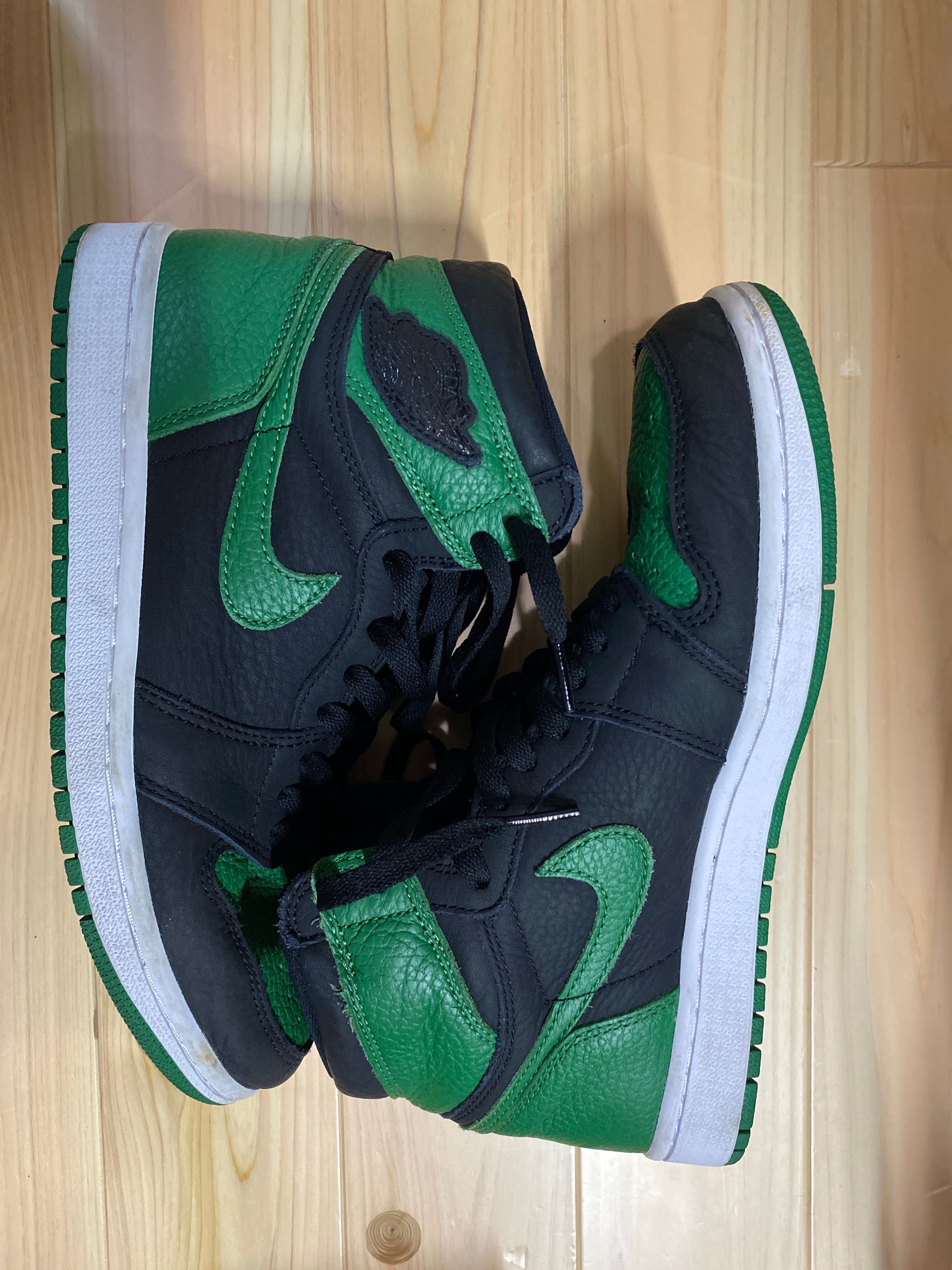 Nike Air Jordan 1 Retro High OG "Black/Pine Green" (2020)