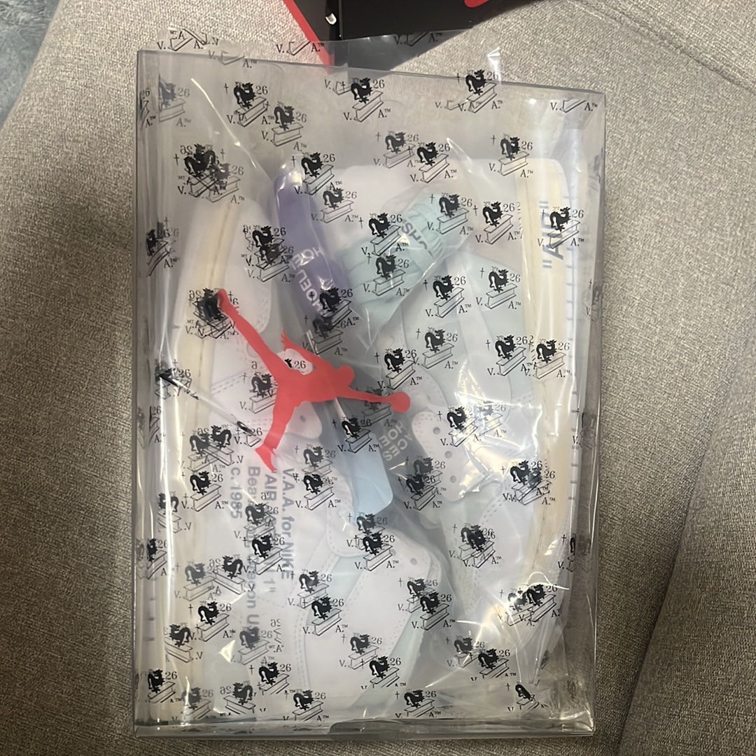 Virgil Abloh Archive (V.A.A.) × Nike Air Jordan 1 Retro High OG "Alaska"