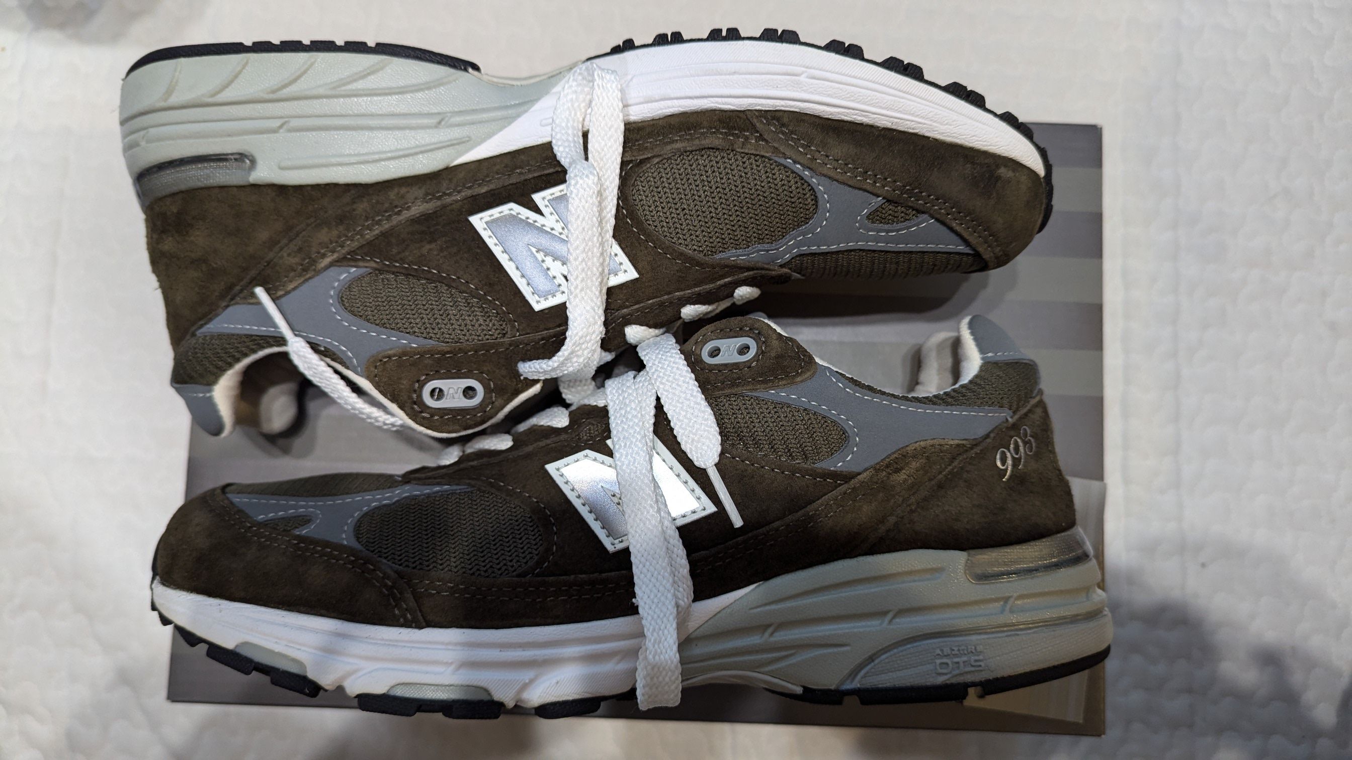 New Balance 993 "Military Green"