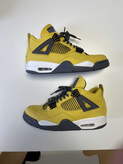 Nike Air Jordan 4 "Tour Yellow"