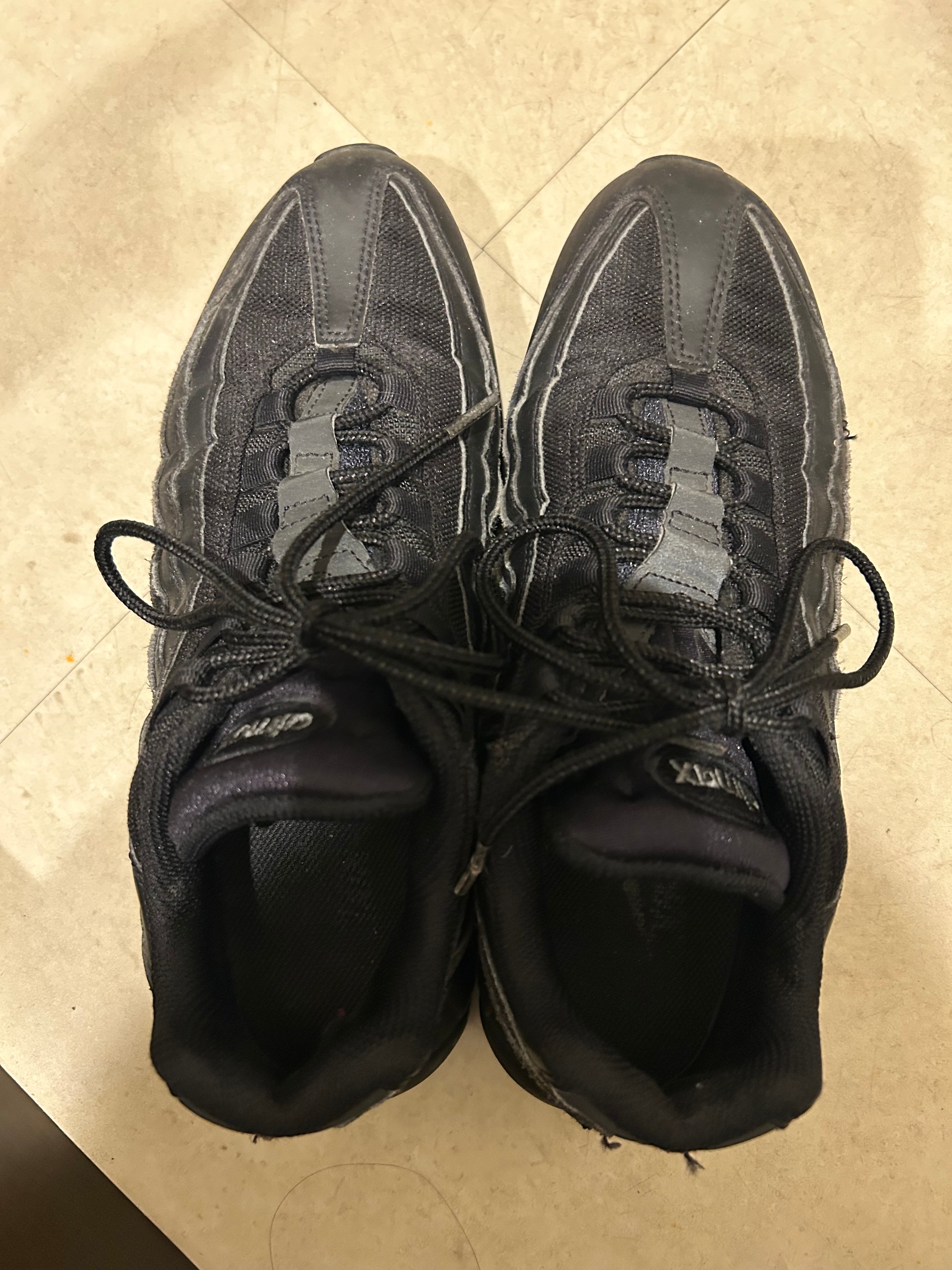 Nike Air Max 95 Essential "Black/Dark Grey/Black"
