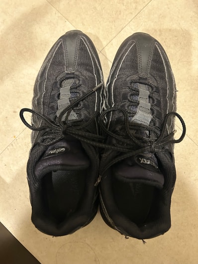 Nike Air Max 95 Essential "Black/Dark Grey/Black"