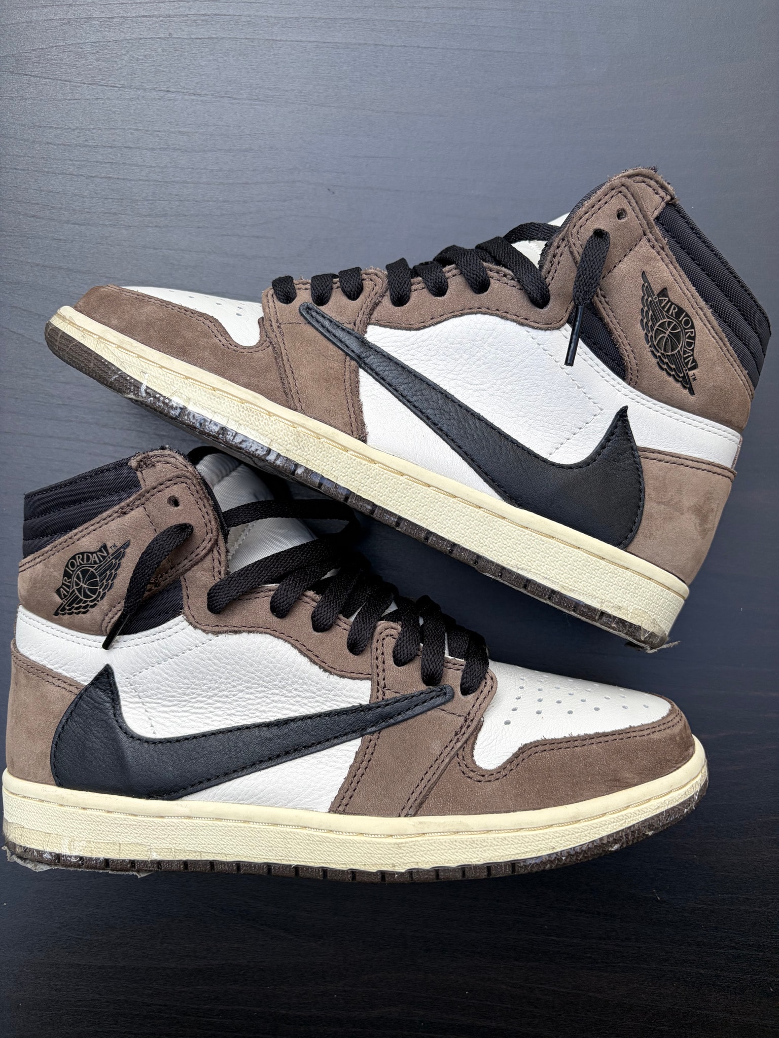 Travis Scott × Nike Air Jordan 1 Retro High OG TS SP "Sail/Dark Mocha"