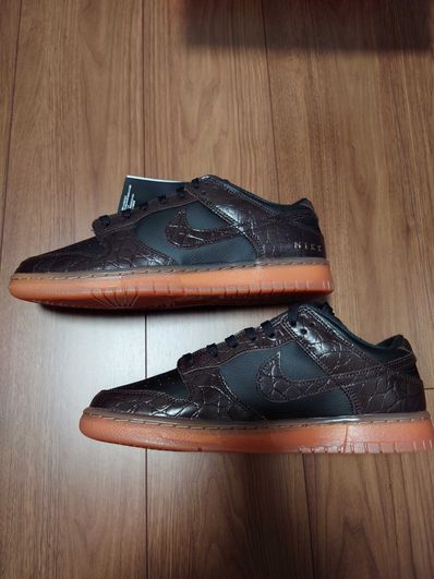 Nike Dunk Low "Velvet Brown and Black"