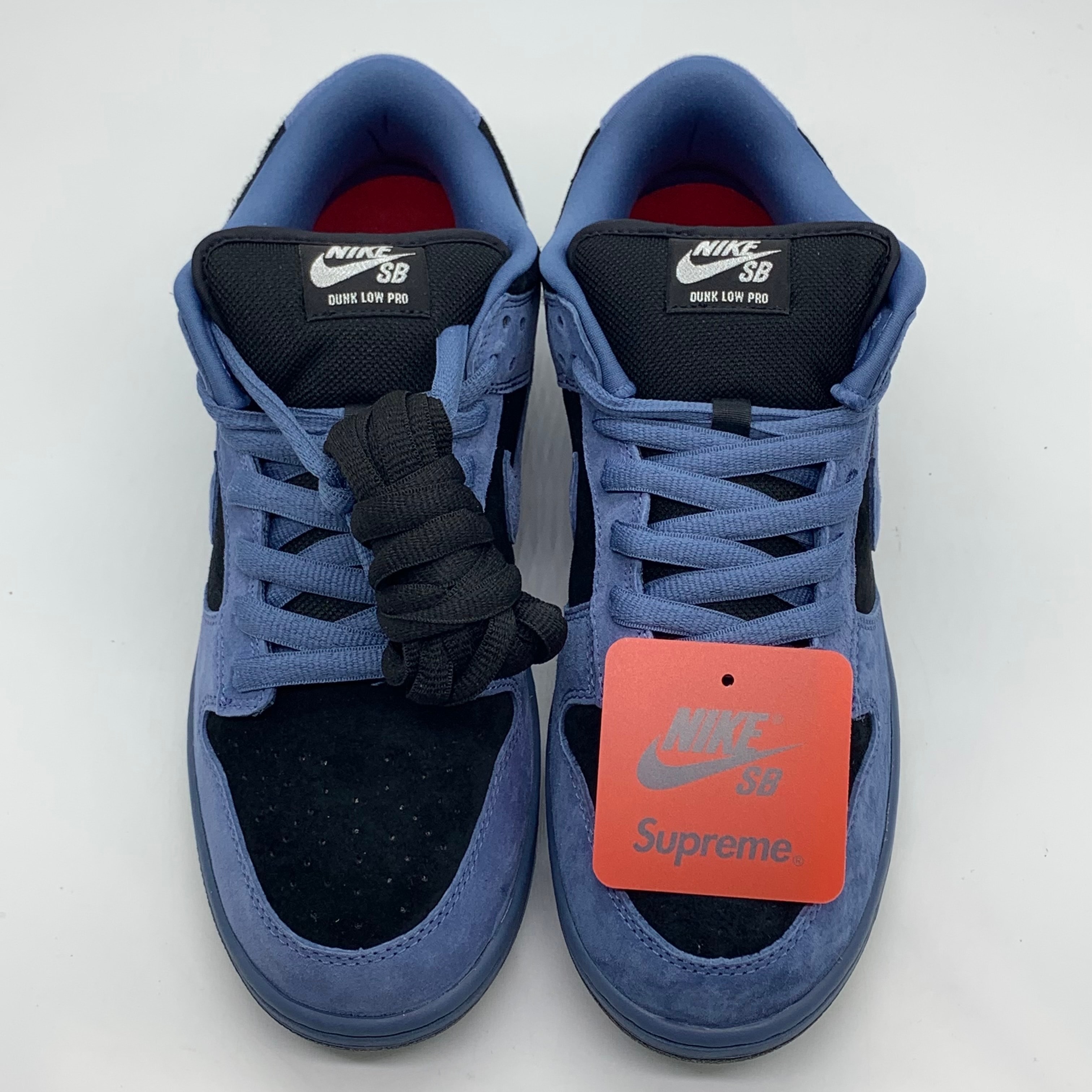 Supreme × Nike SB Dunk Low "Ocean Fog" (North America Exclusive) (25FW Week2)