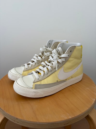 Nike Women's Blazer Mid 77 "Bicycle Yellow"