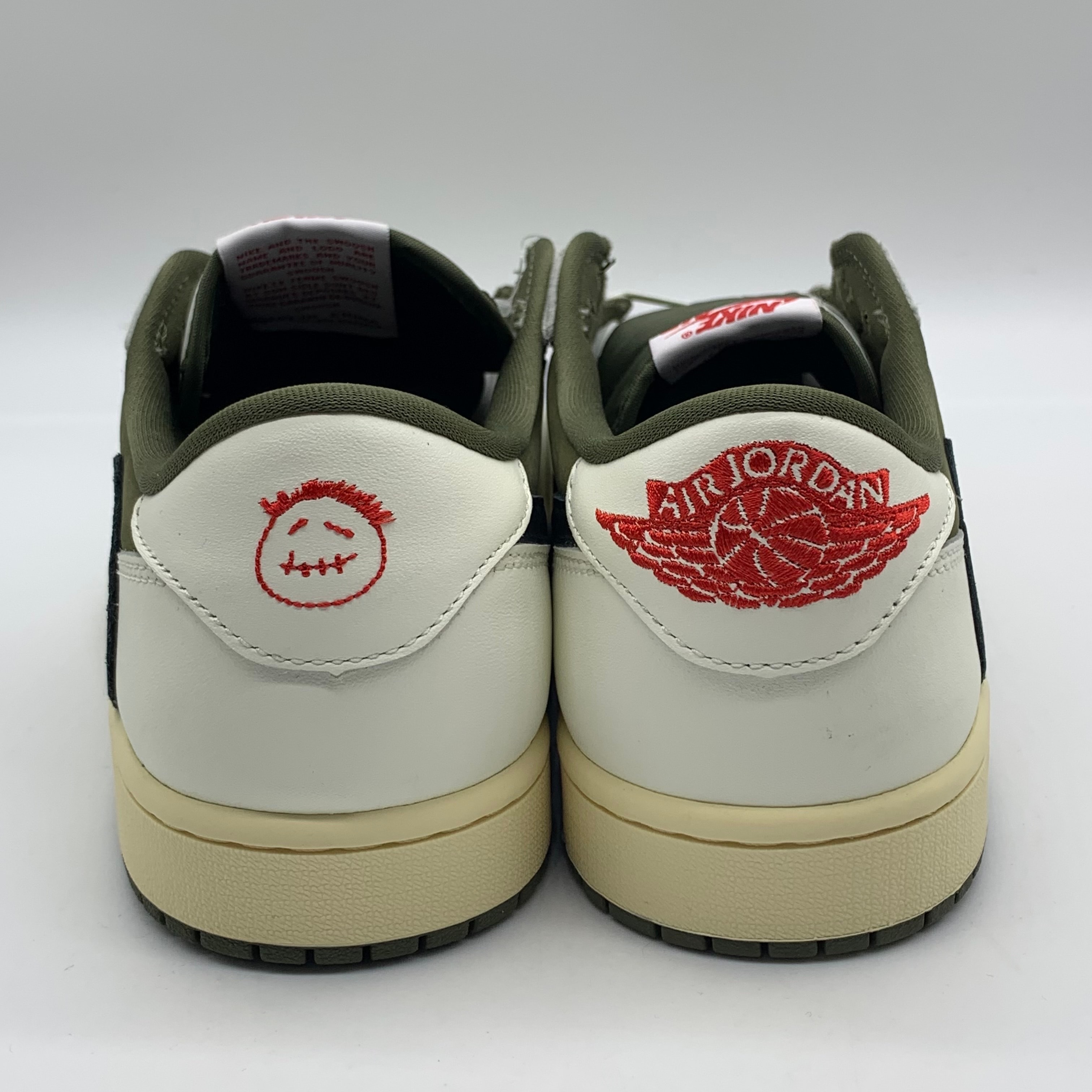 トラヴィススコット × ナイキ エアジョーダン1 ロー OG SP "リバースオリーブ"