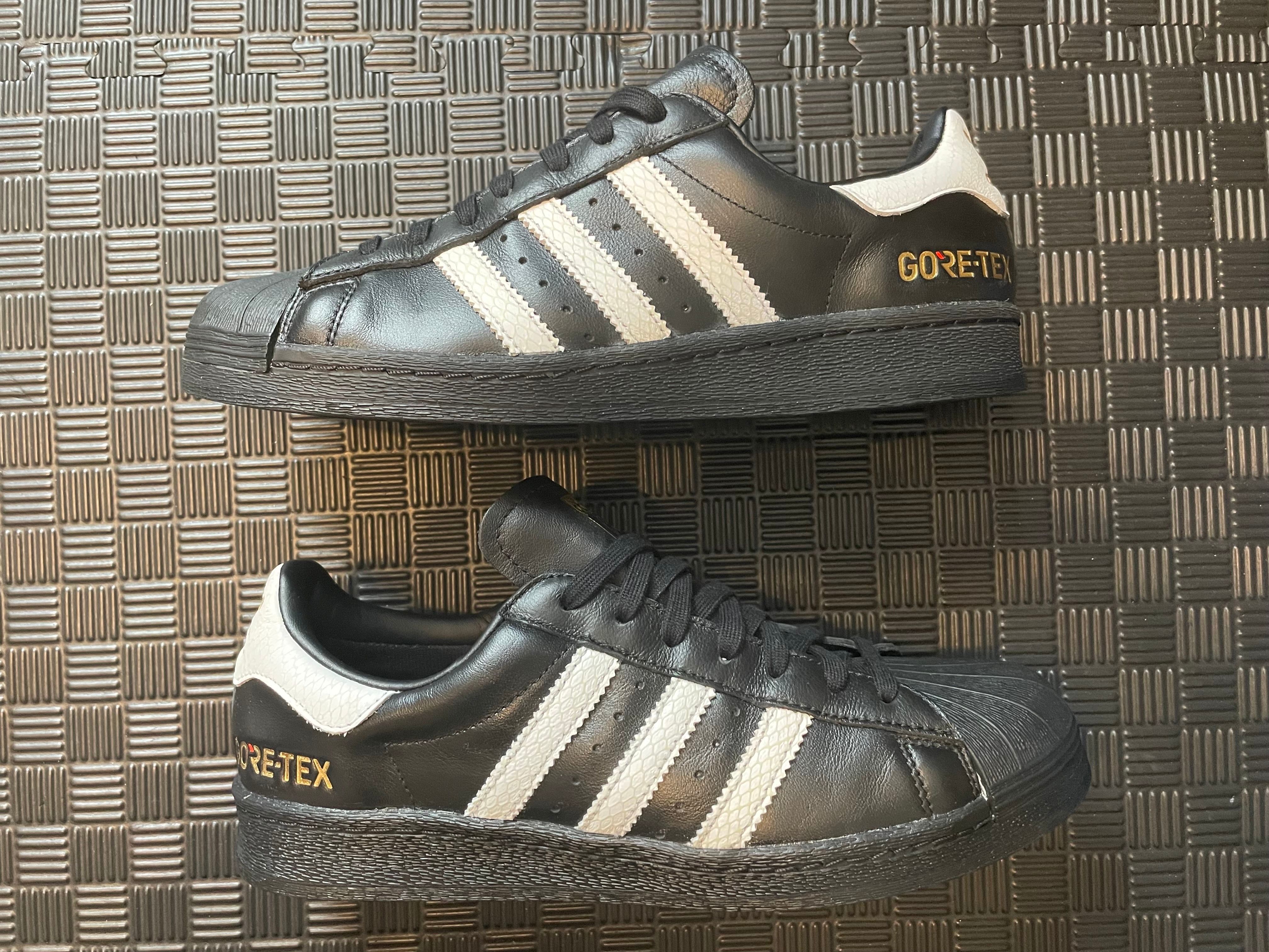 atmos Exclusive adidas Superstar 82 GORE-TEX "Core Black/Footwear White/Gold Metallic"