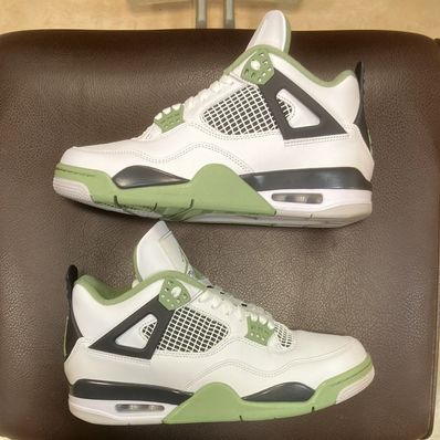 Nike Women's Air Jordan 4 "Oil Green"