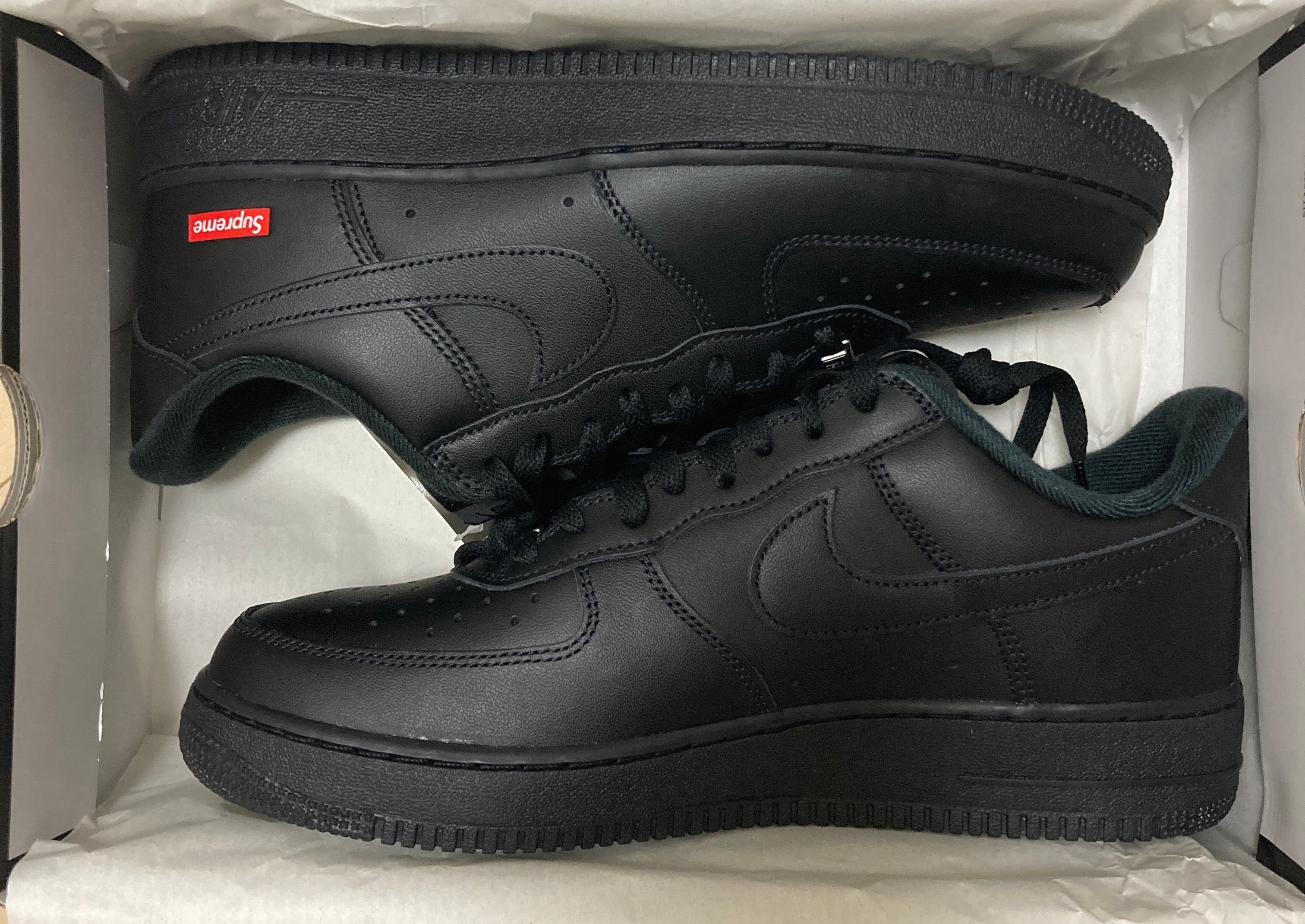 Supreme × Nike Air Force 1 Low "Black"